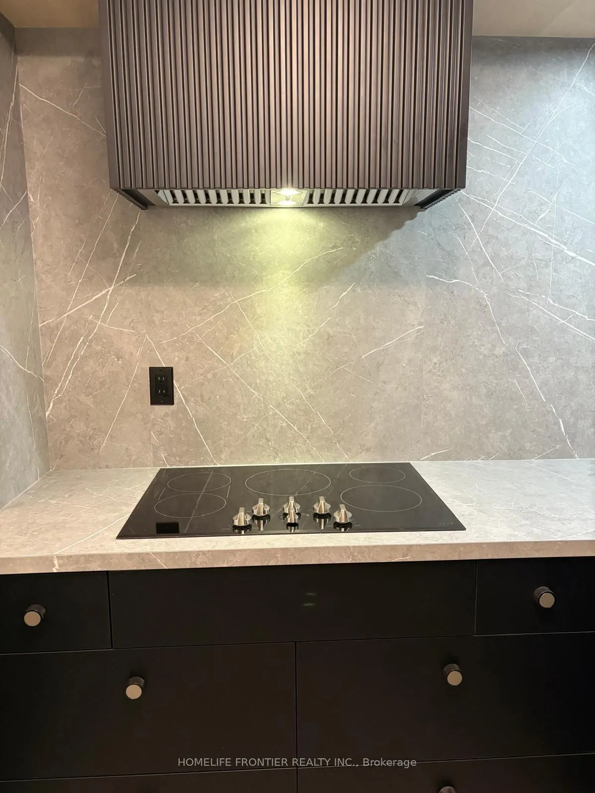 388 Bloor Street E, #1107