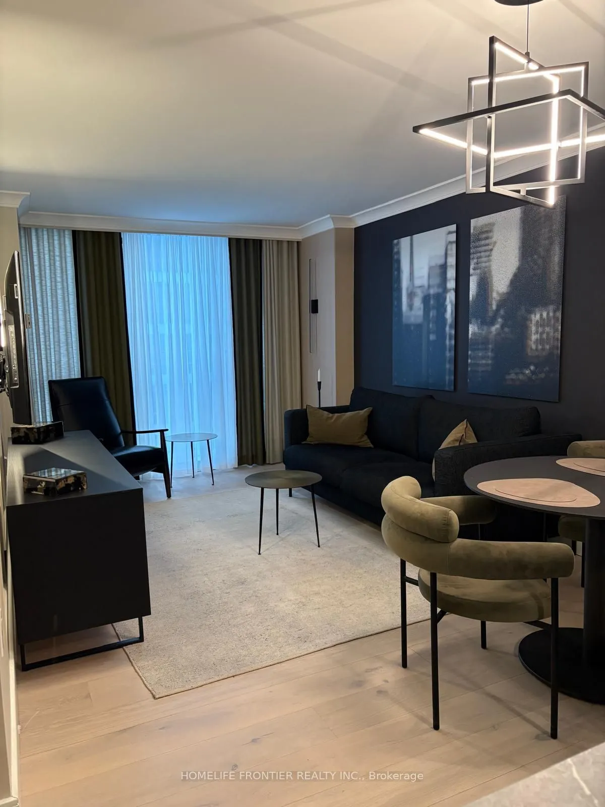 388 Bloor Street E, #1107
