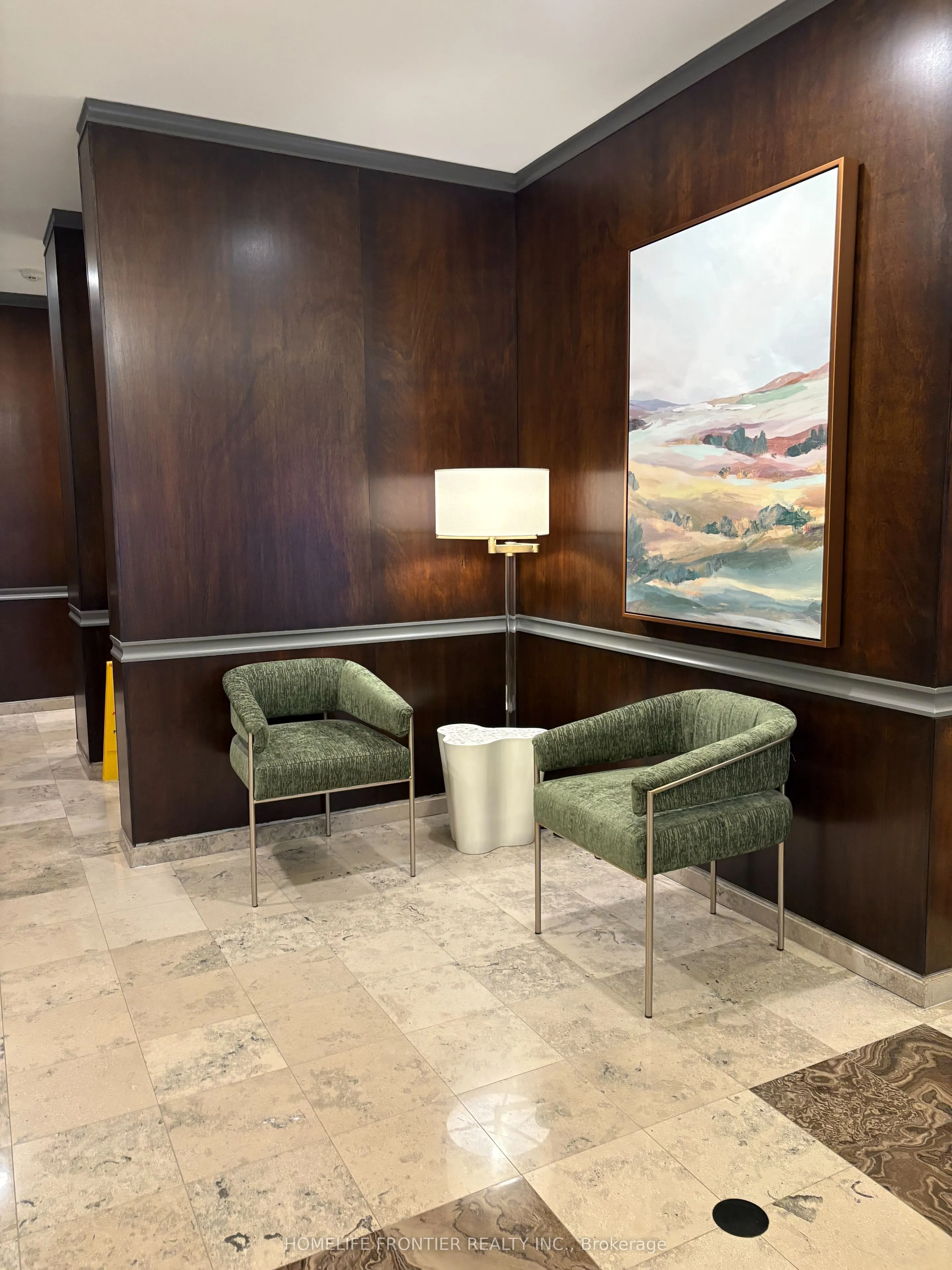 388 Bloor Street E, #1107