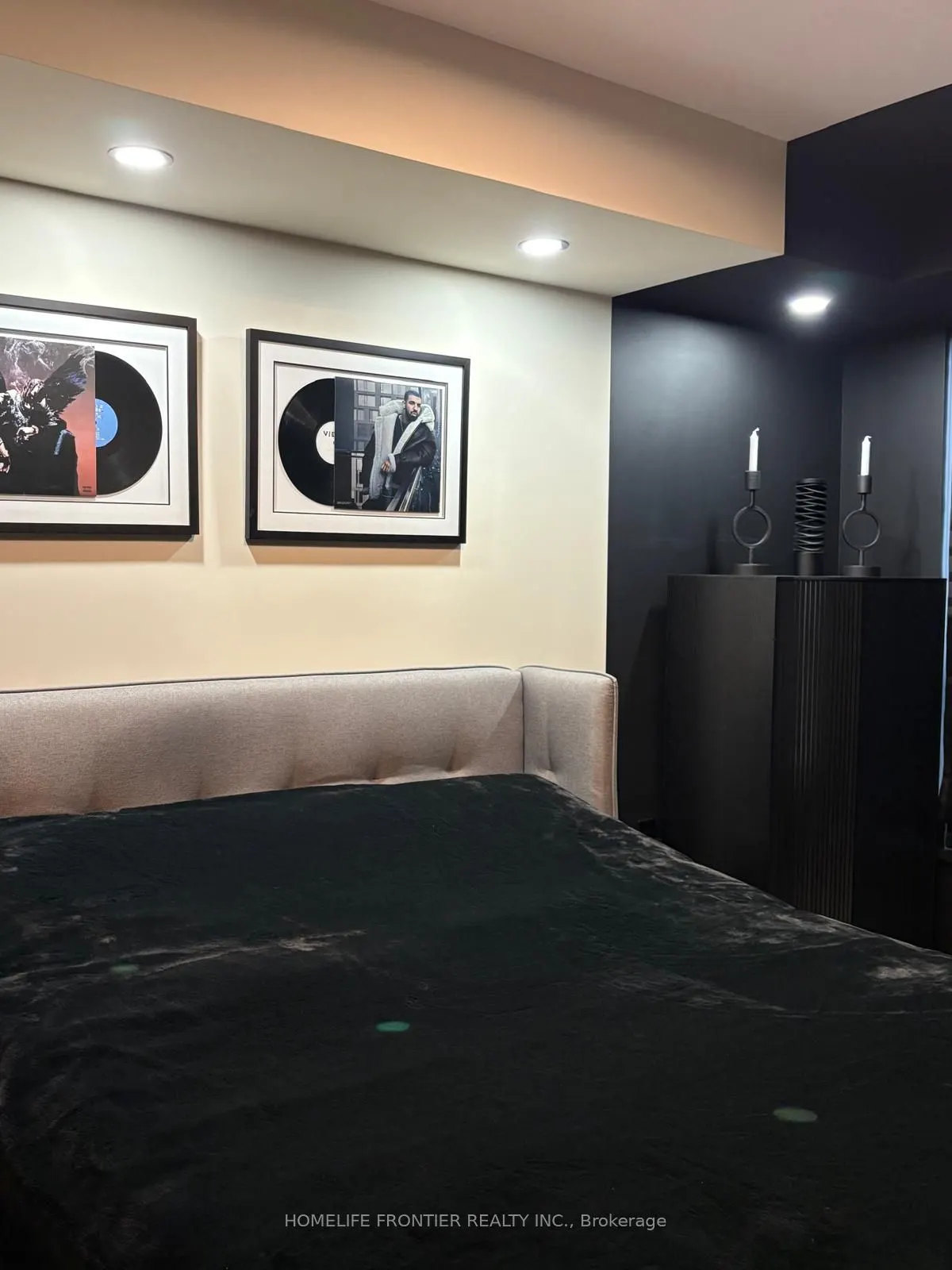 388 Bloor Street E, #1107