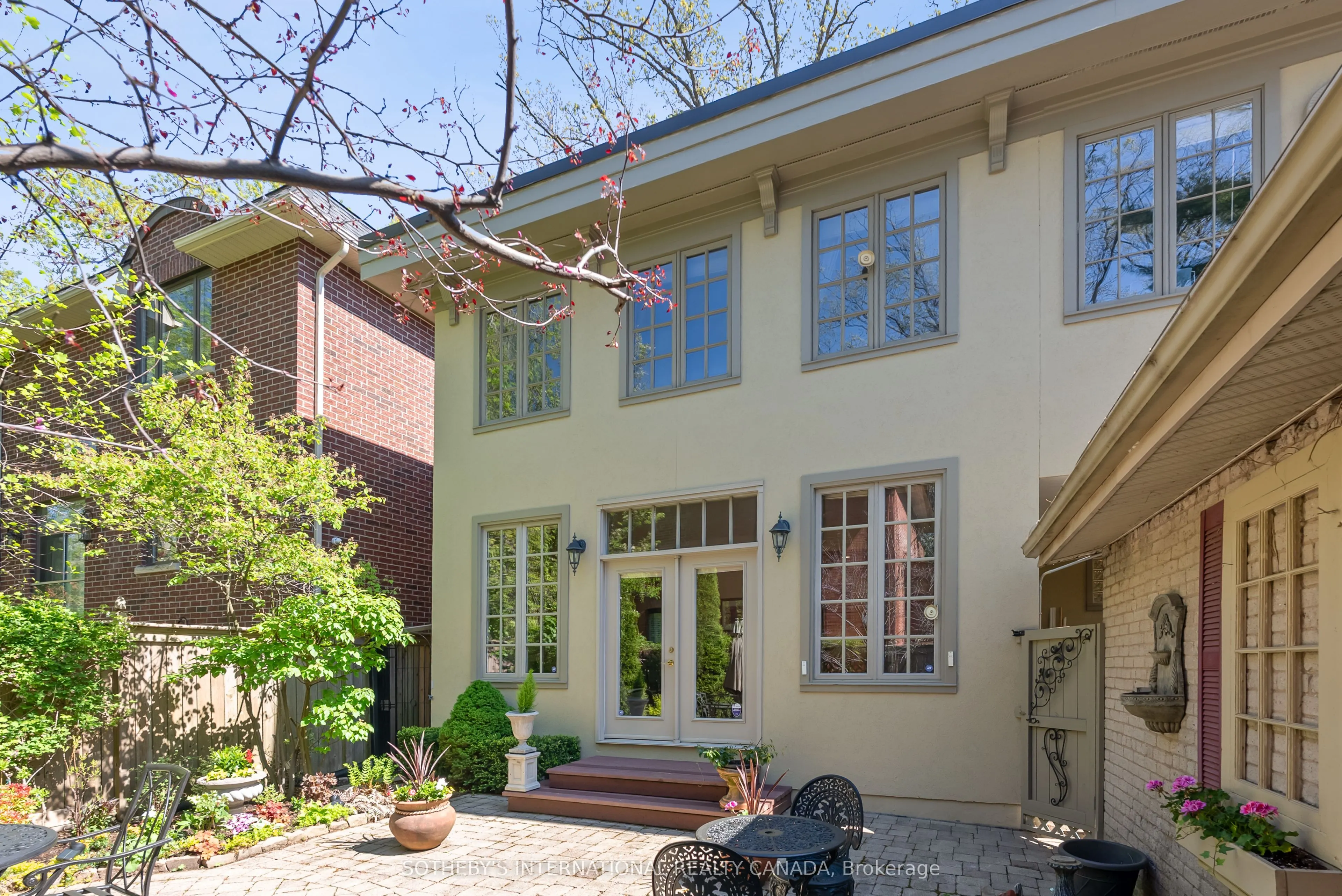 238 Rose Park Drive