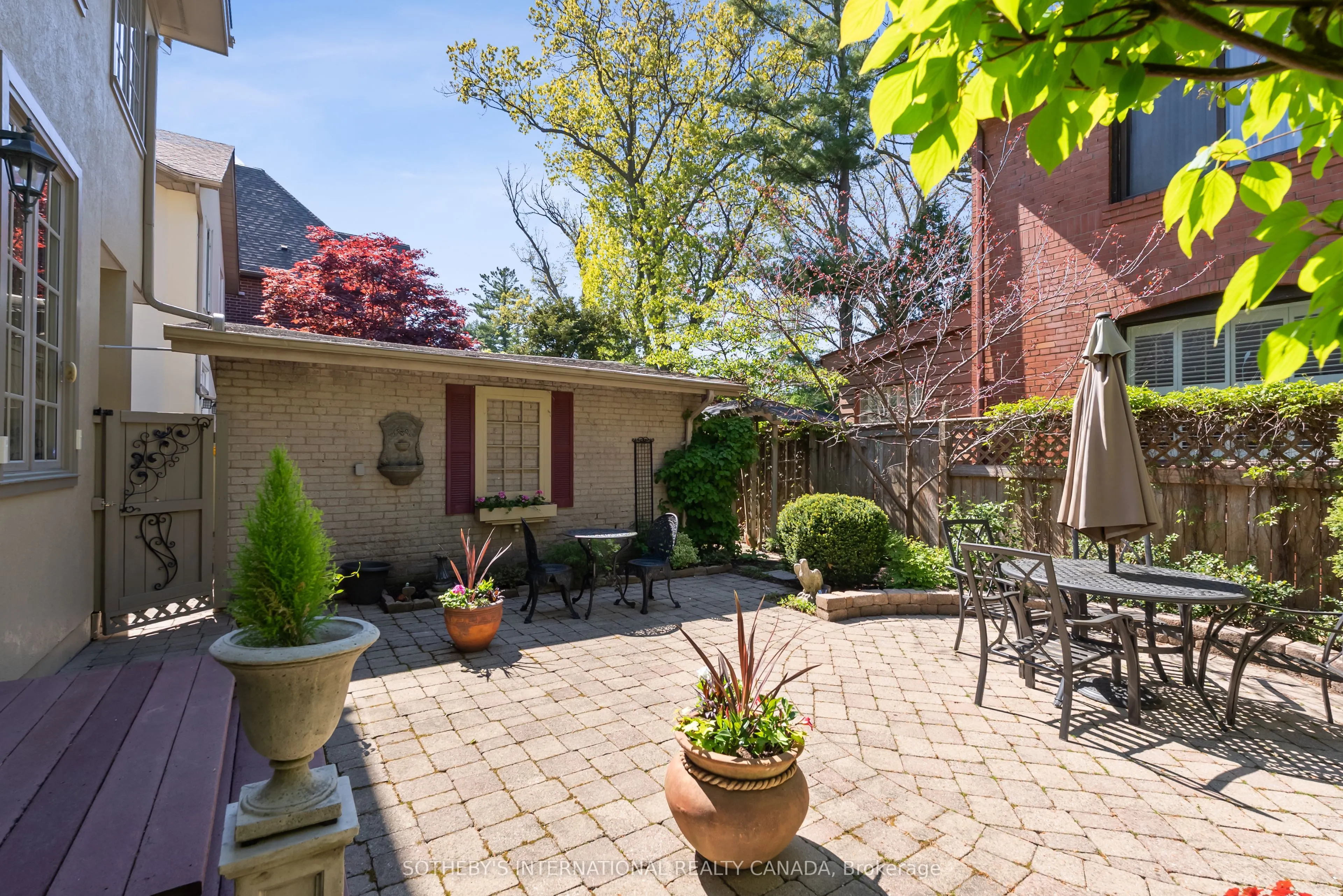 238 Rose Park Drive