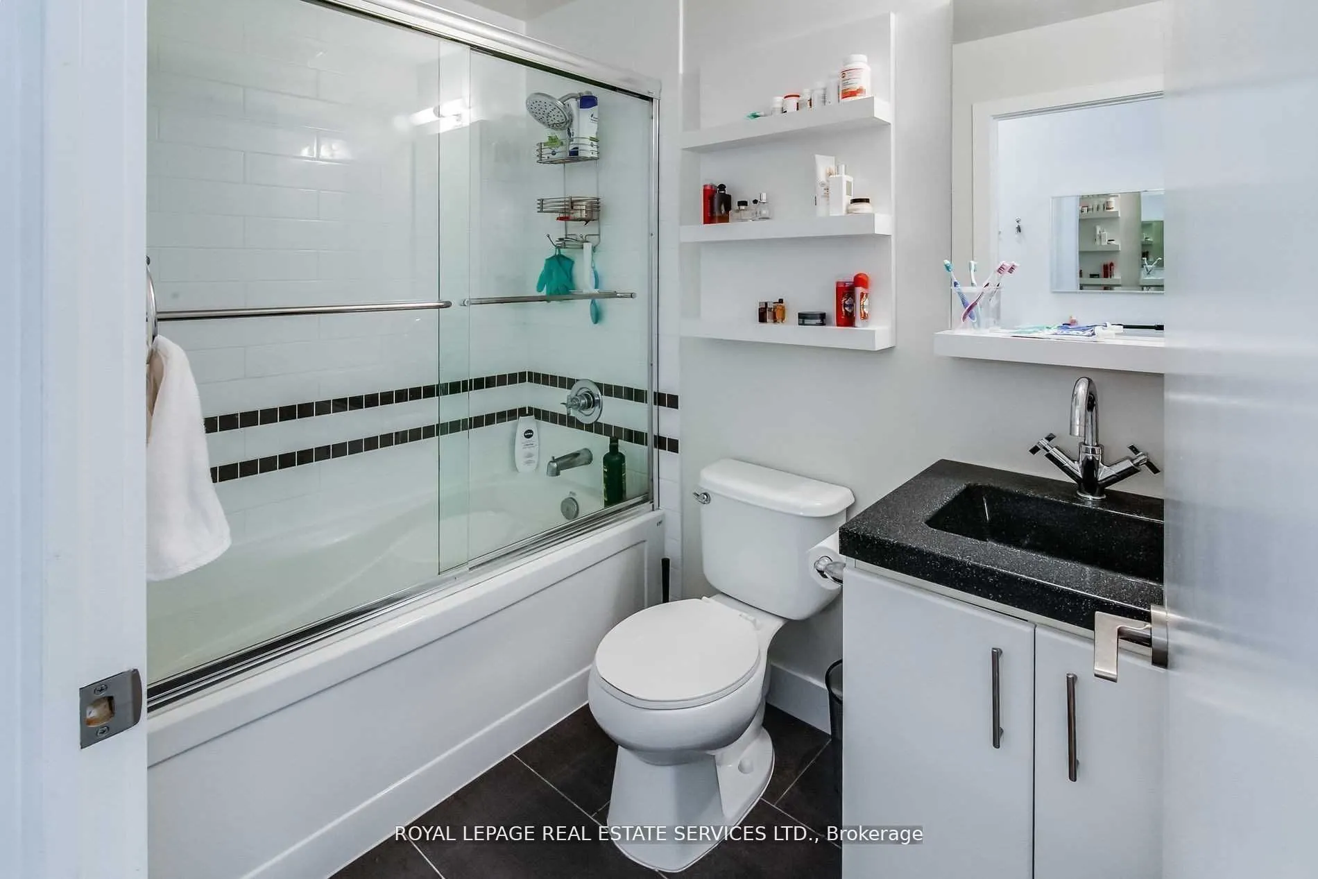 90 Stadium Road, #330