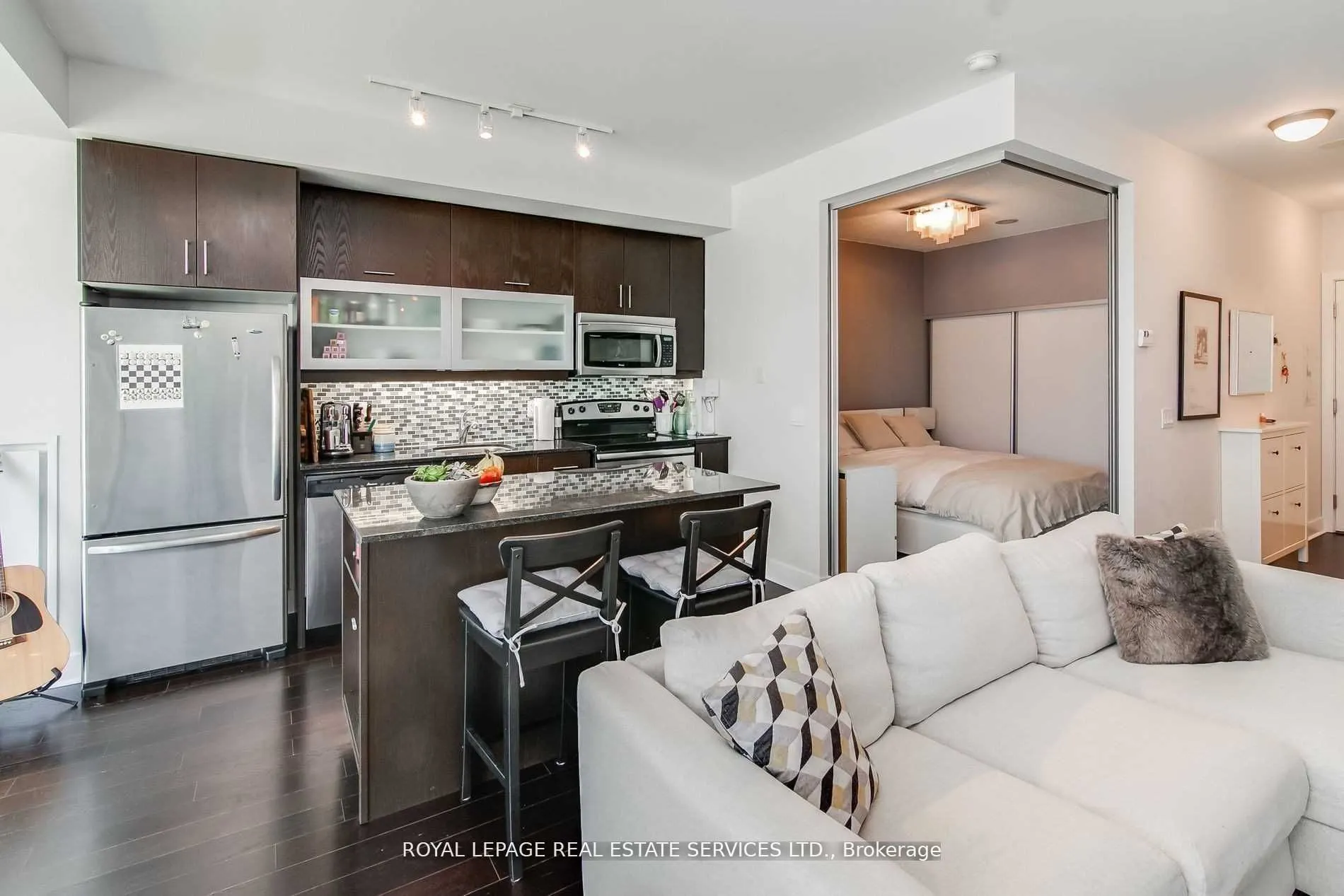 90 Stadium Road, #330
