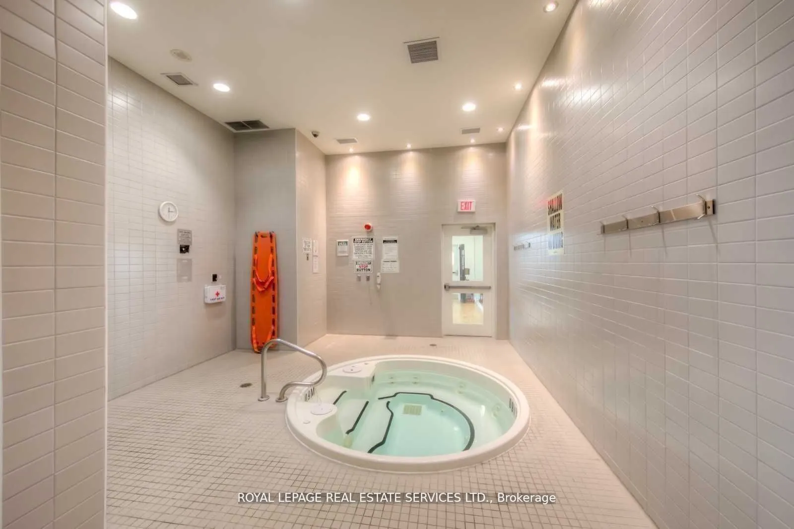 90 Stadium Road, #330