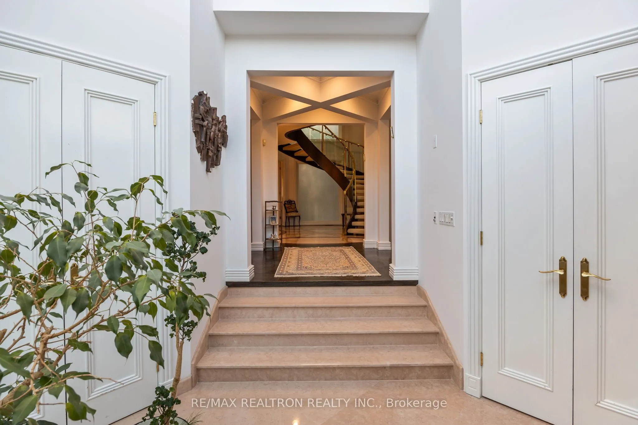 83 Hillmount Avenue