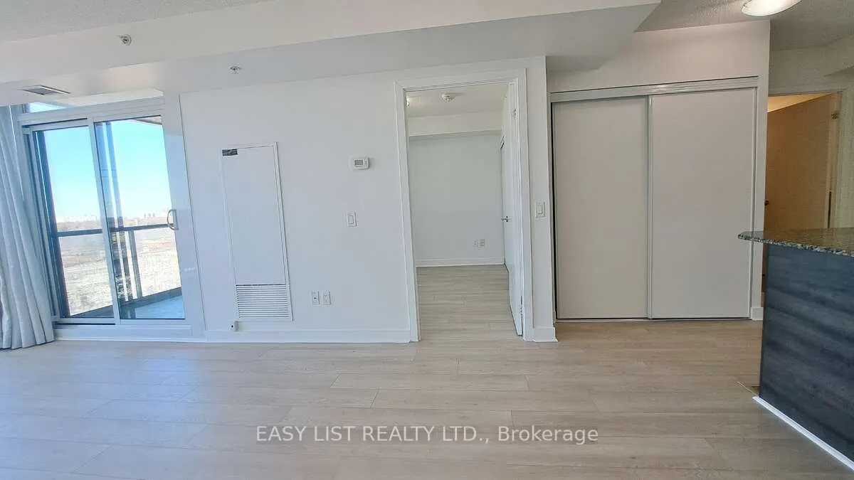 5740 Yonge Street, #903