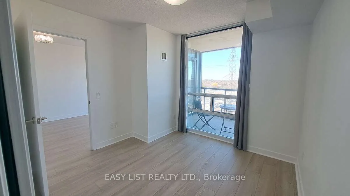 5740 Yonge Street, #903