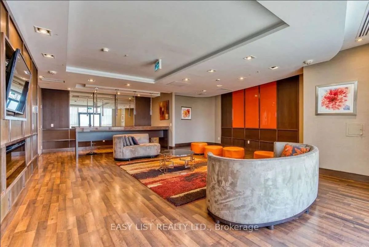 5740 Yonge Street, #903