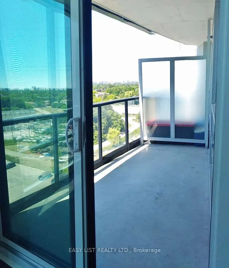 5740 Yonge Street, #903