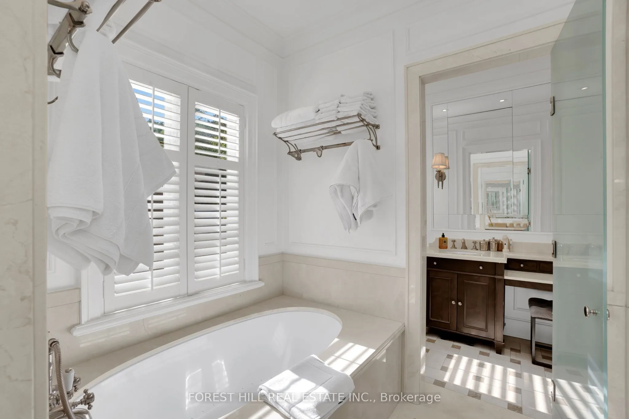 102 Sandringham Drive