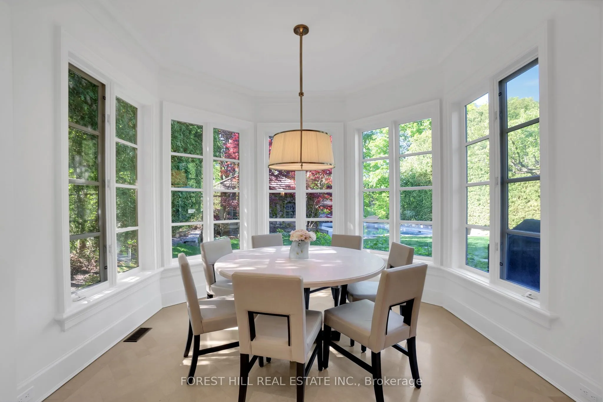 102 Sandringham Drive