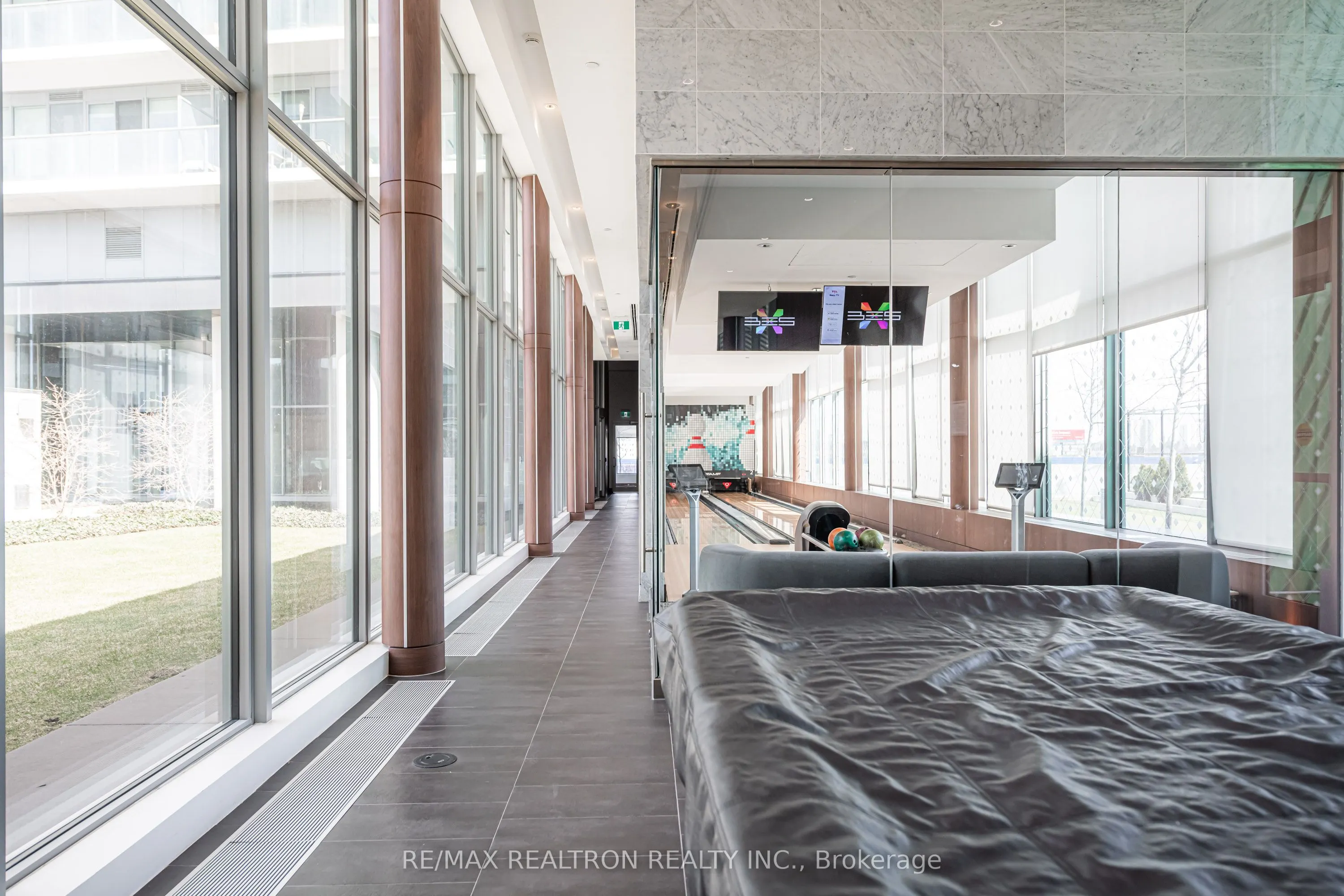 115 Mcmahon Drive #2606