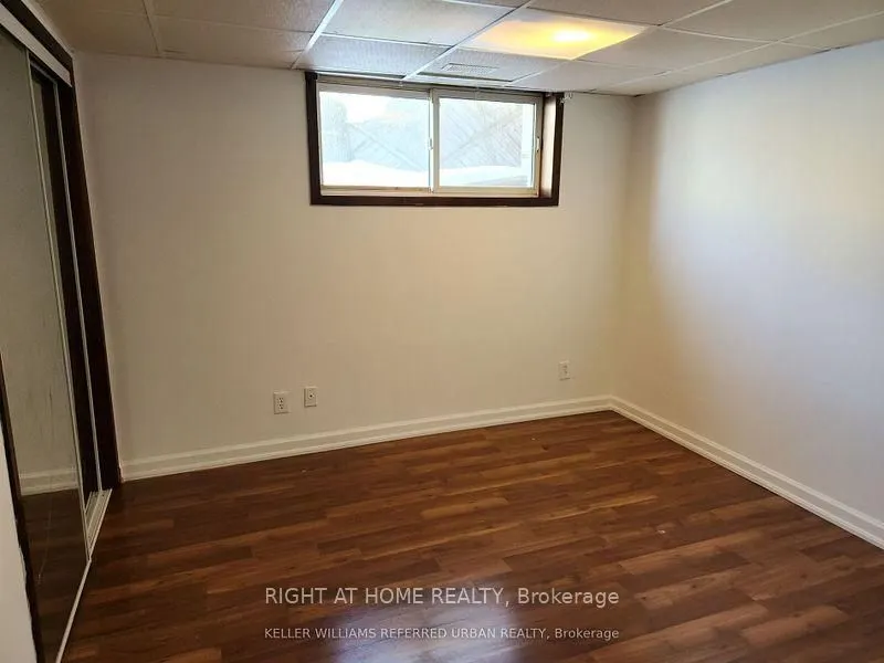 12 caines Avenue, ## Lower