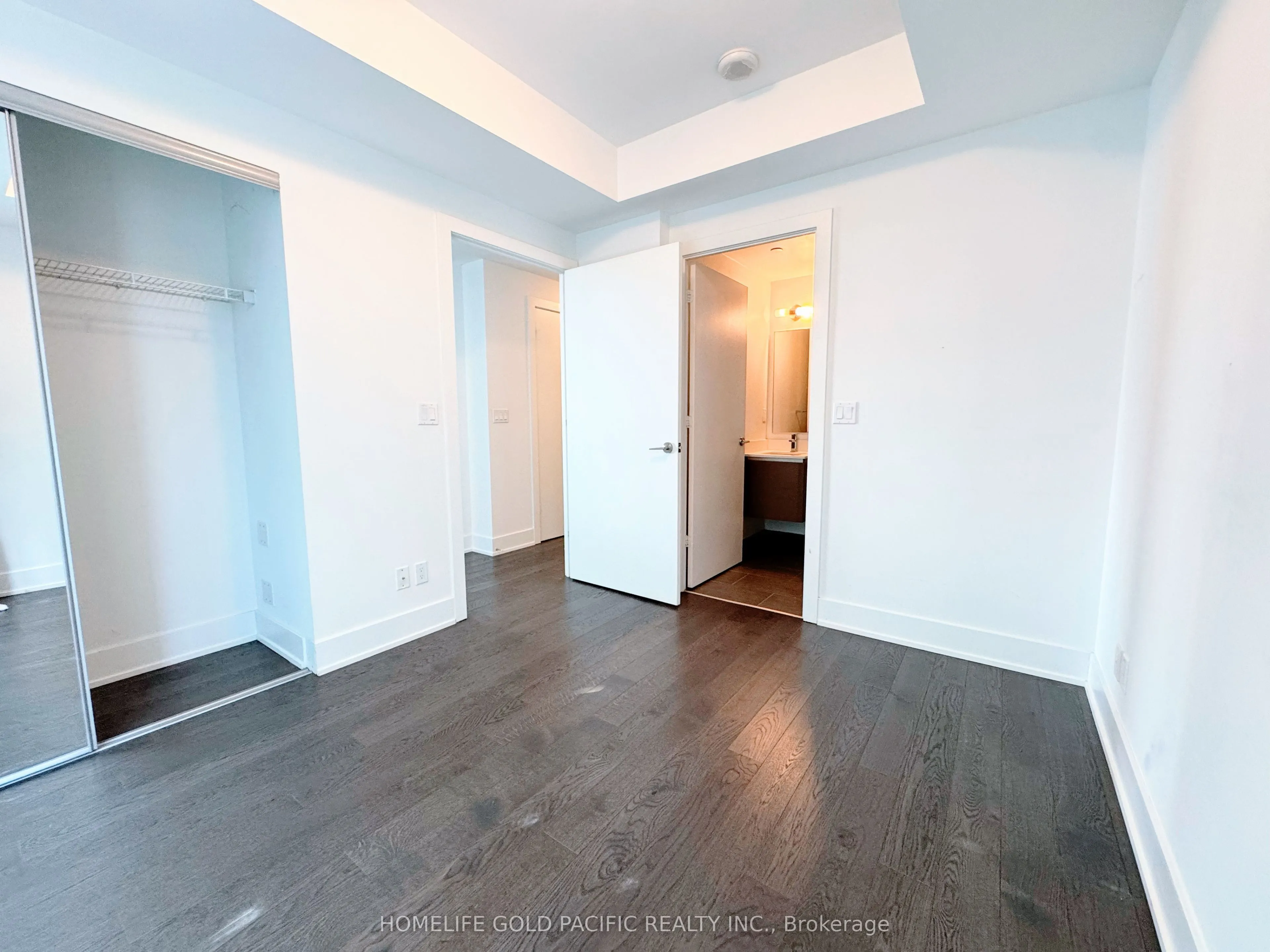 200 Bloor Street W, #1709
