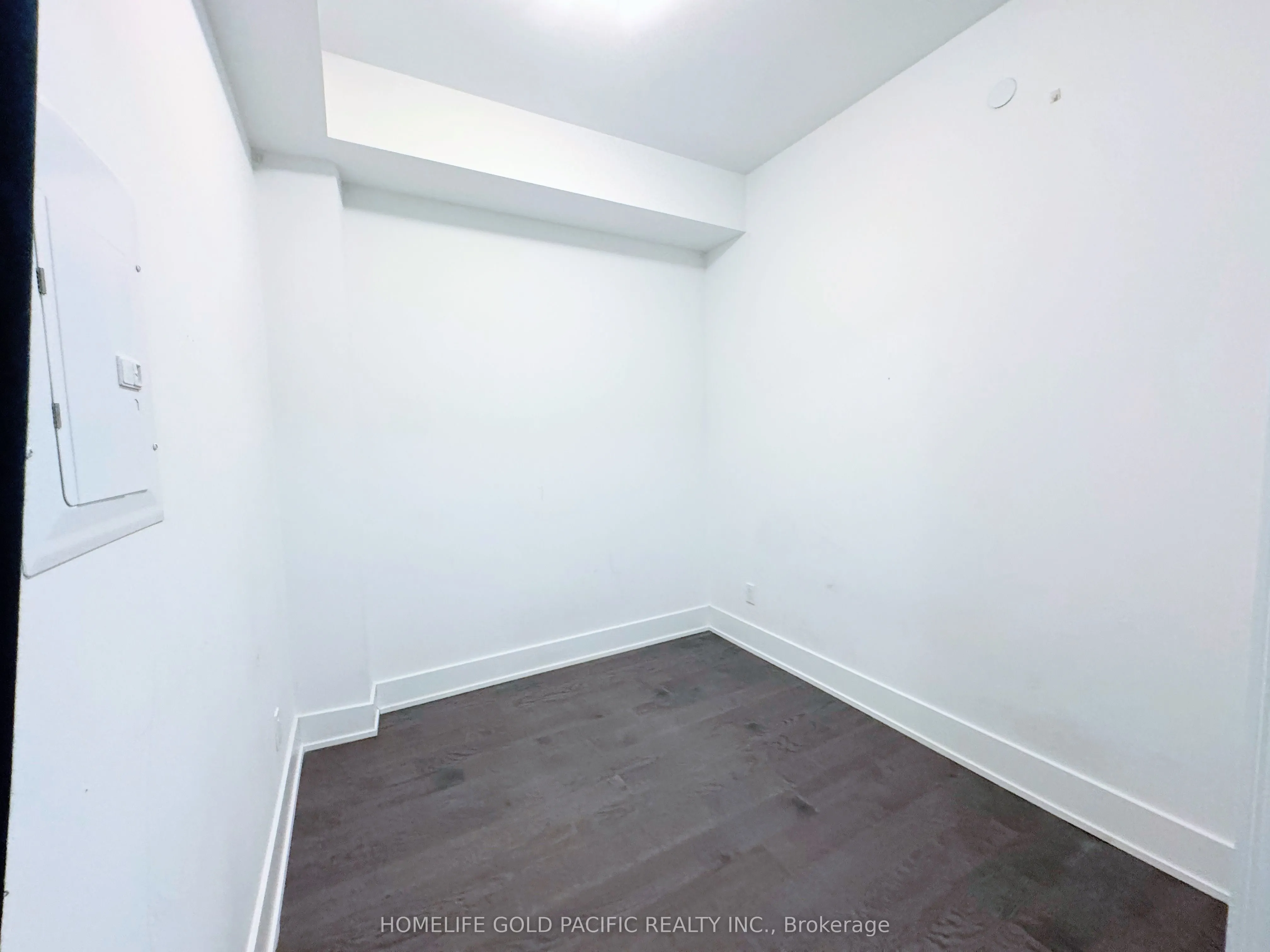 200 Bloor Street W, #1709