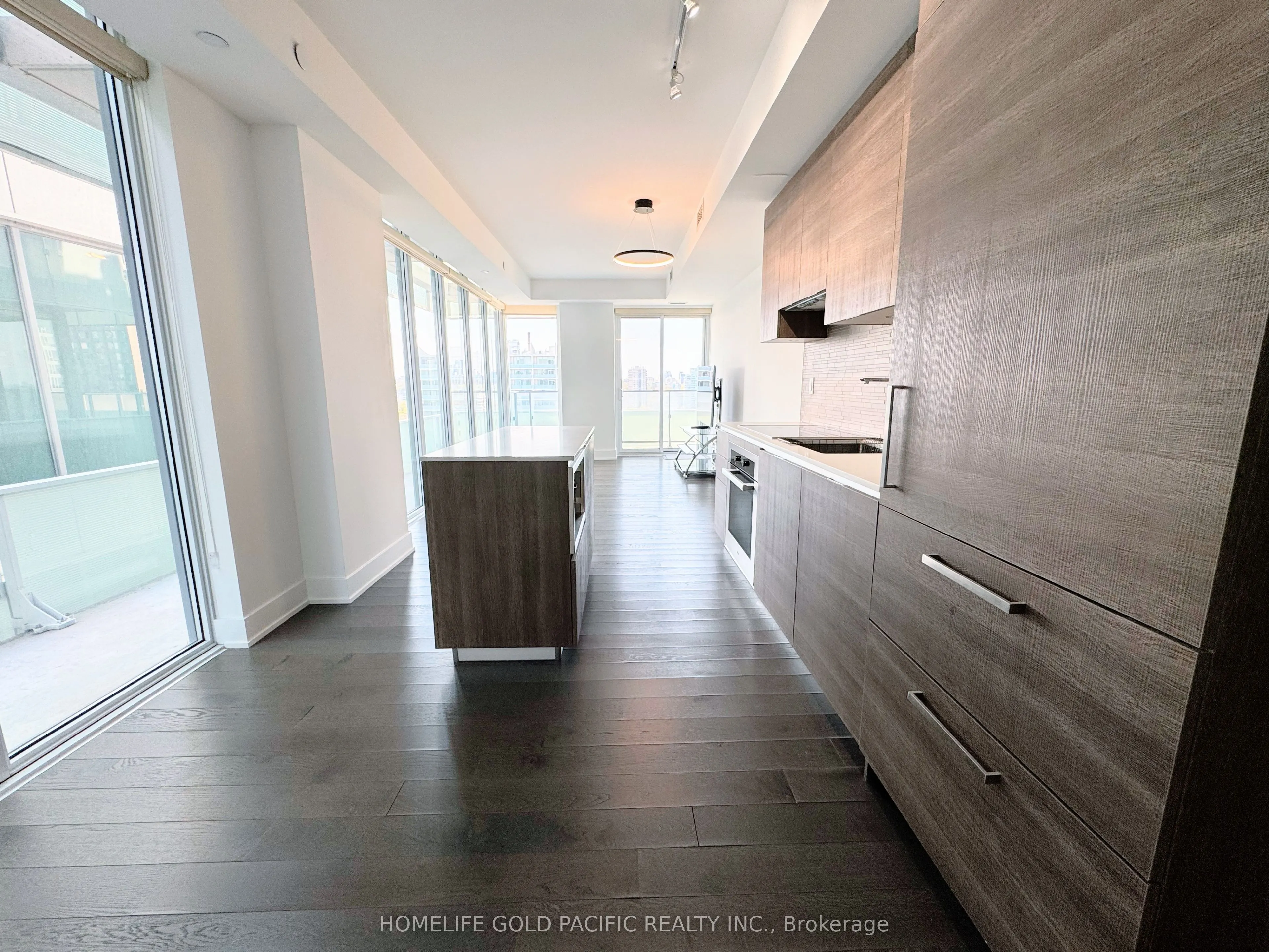 200 Bloor Street W, #1709