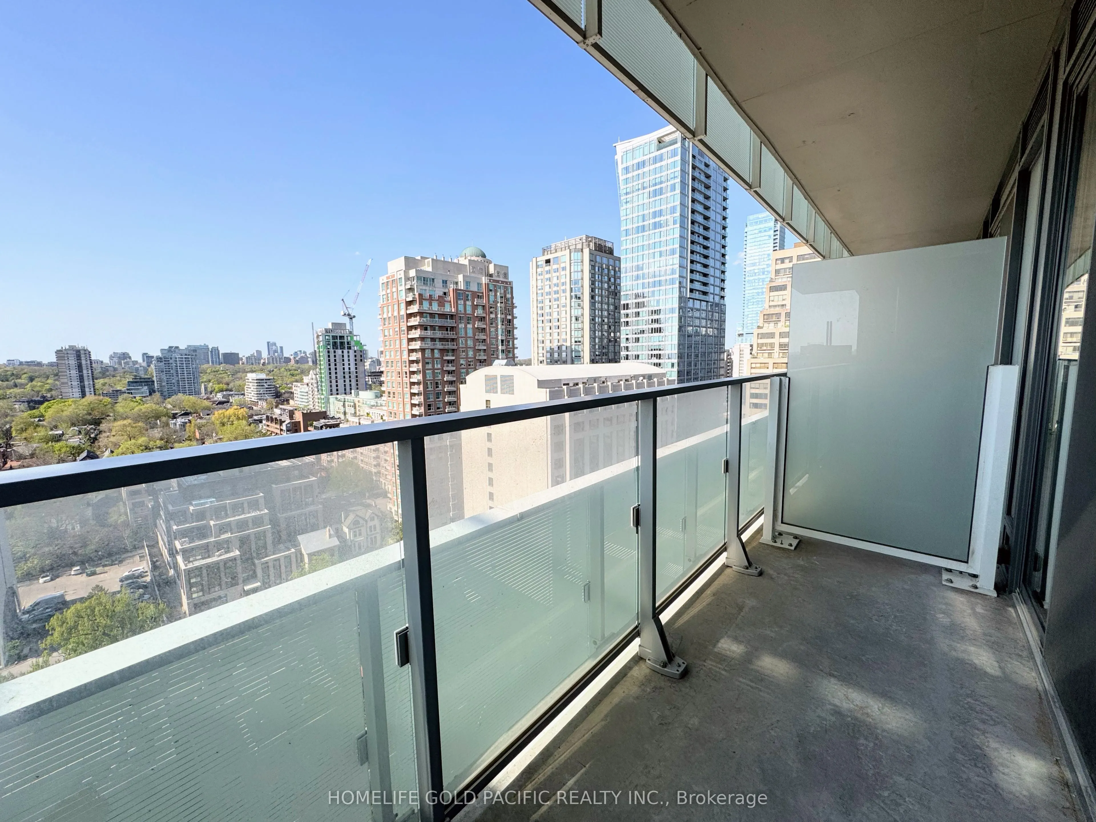 200 Bloor Street W, #1709