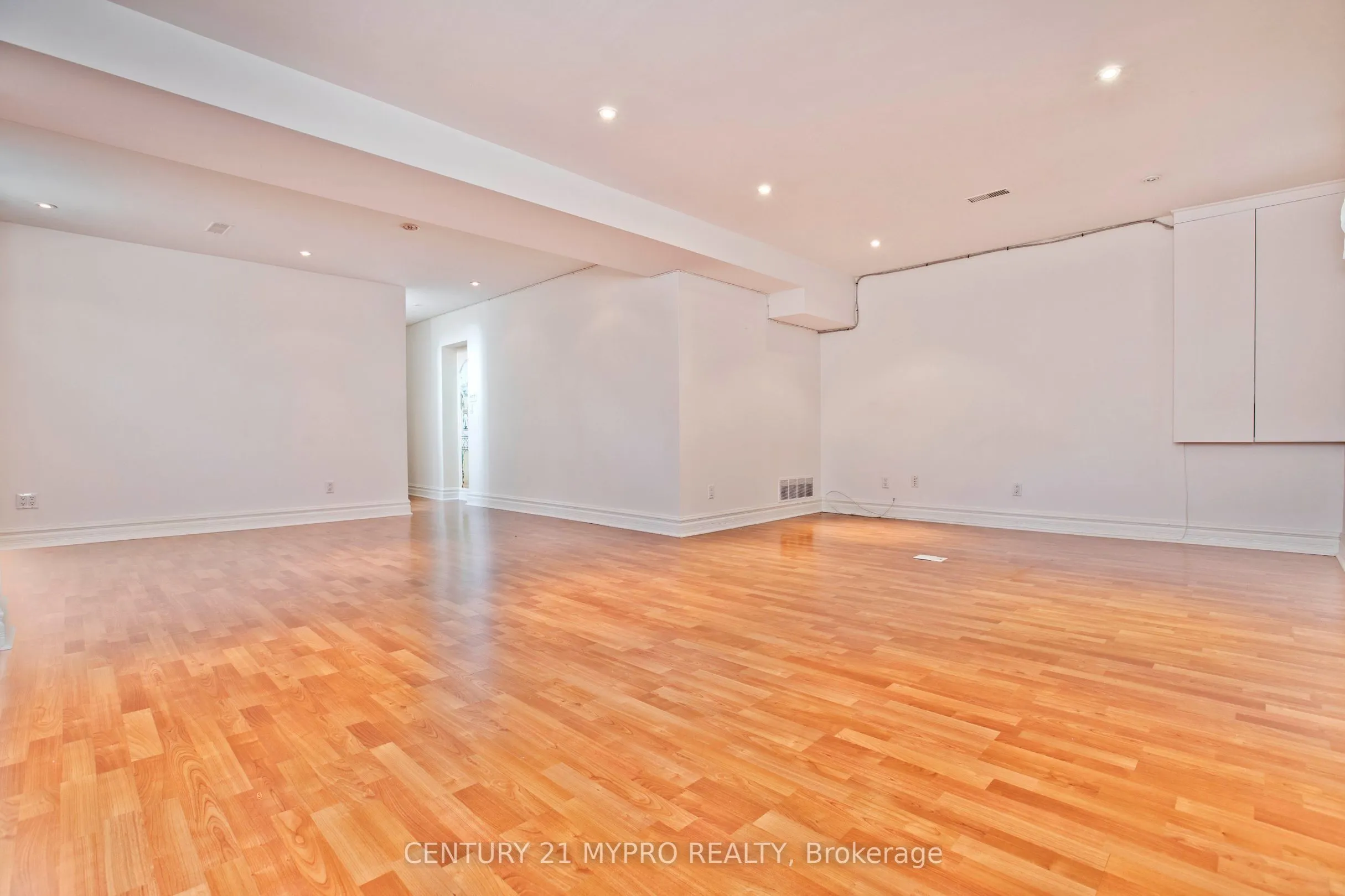 9 Shady Oaks Crescent