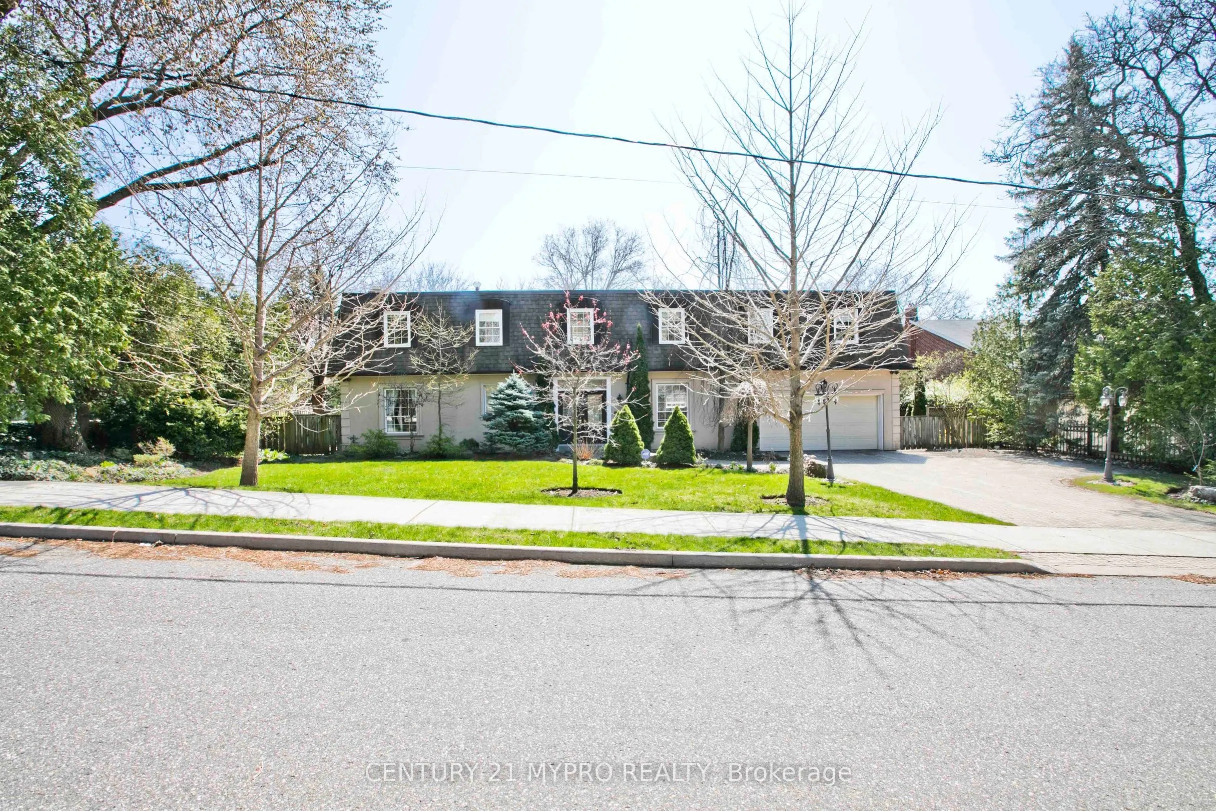 9 Shady Oaks Crescent