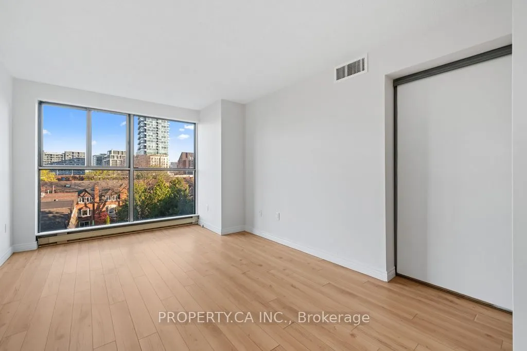 65 Scadding Avenue #608
