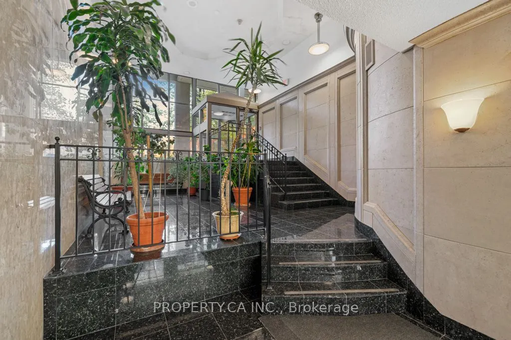65 Scadding Avenue #608
