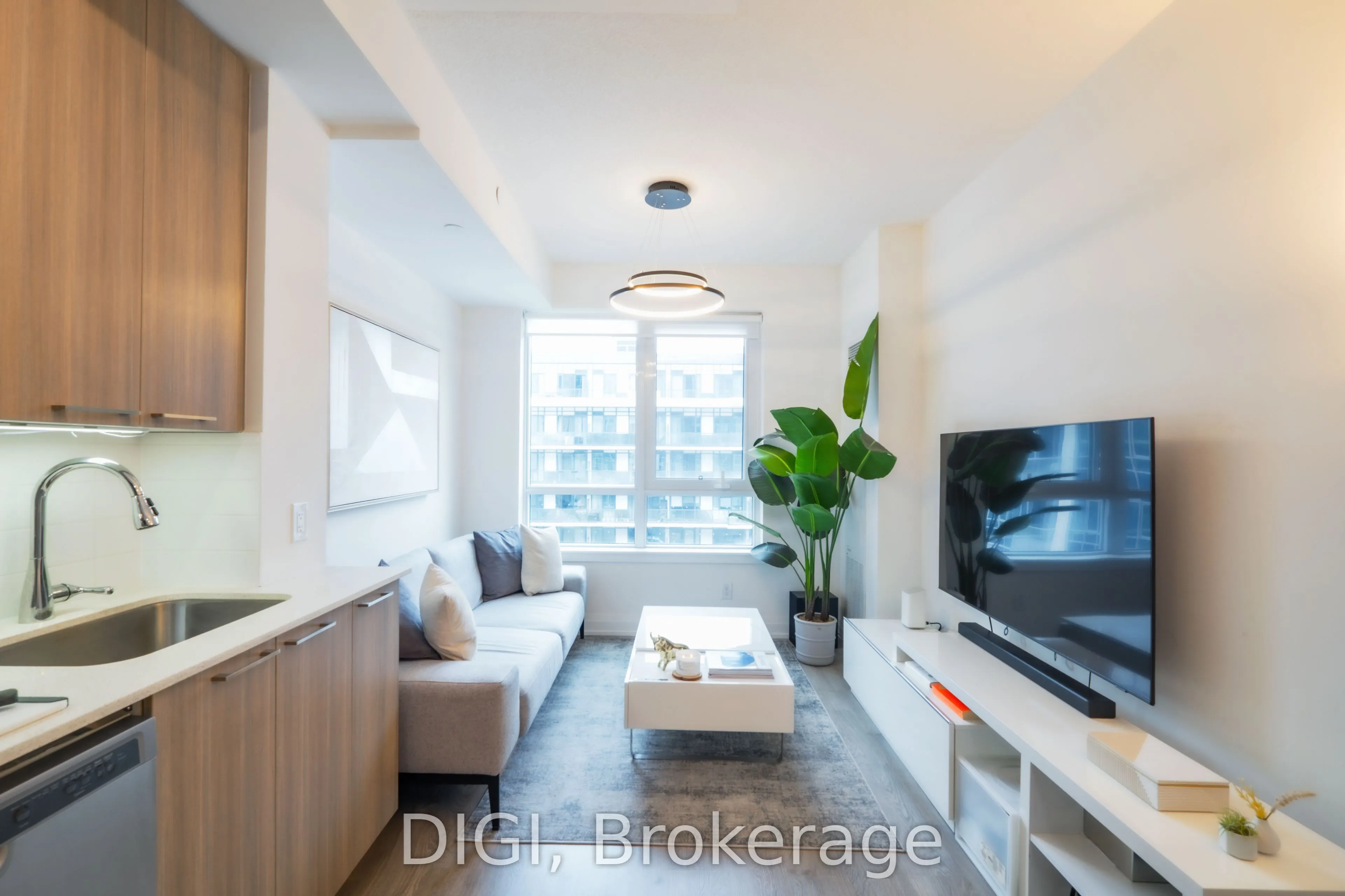 591 Sheppard Avenue E, #636