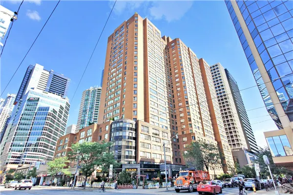 633 Bay Street