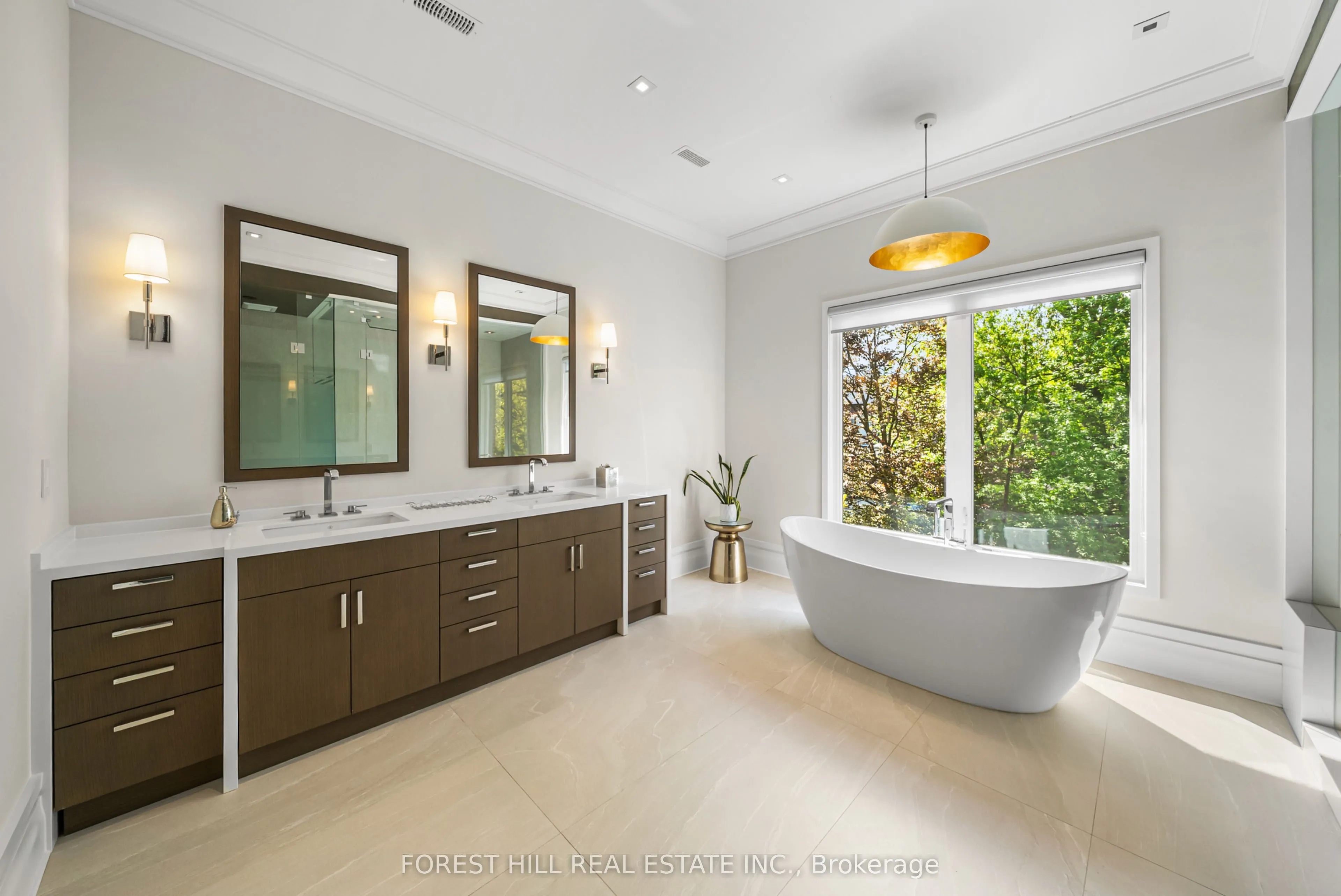 163 Cortleigh Boulevard