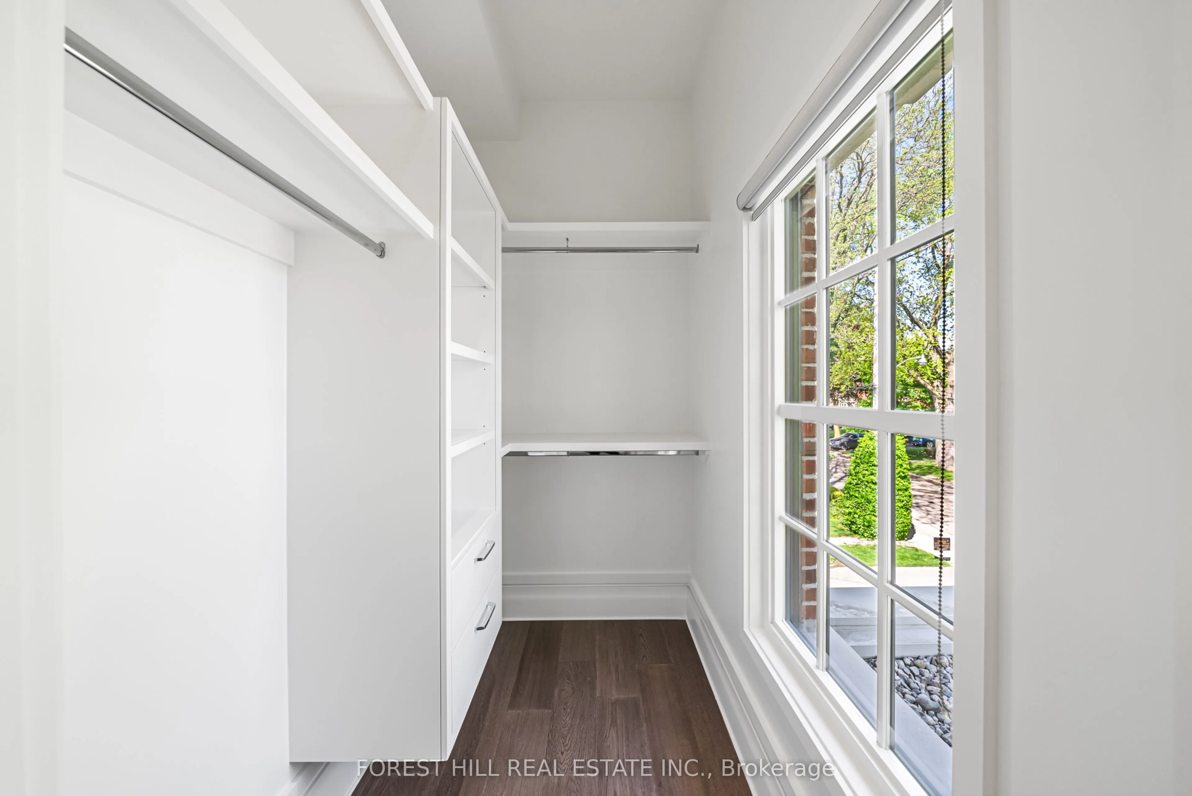 163 Cortleigh Boulevard