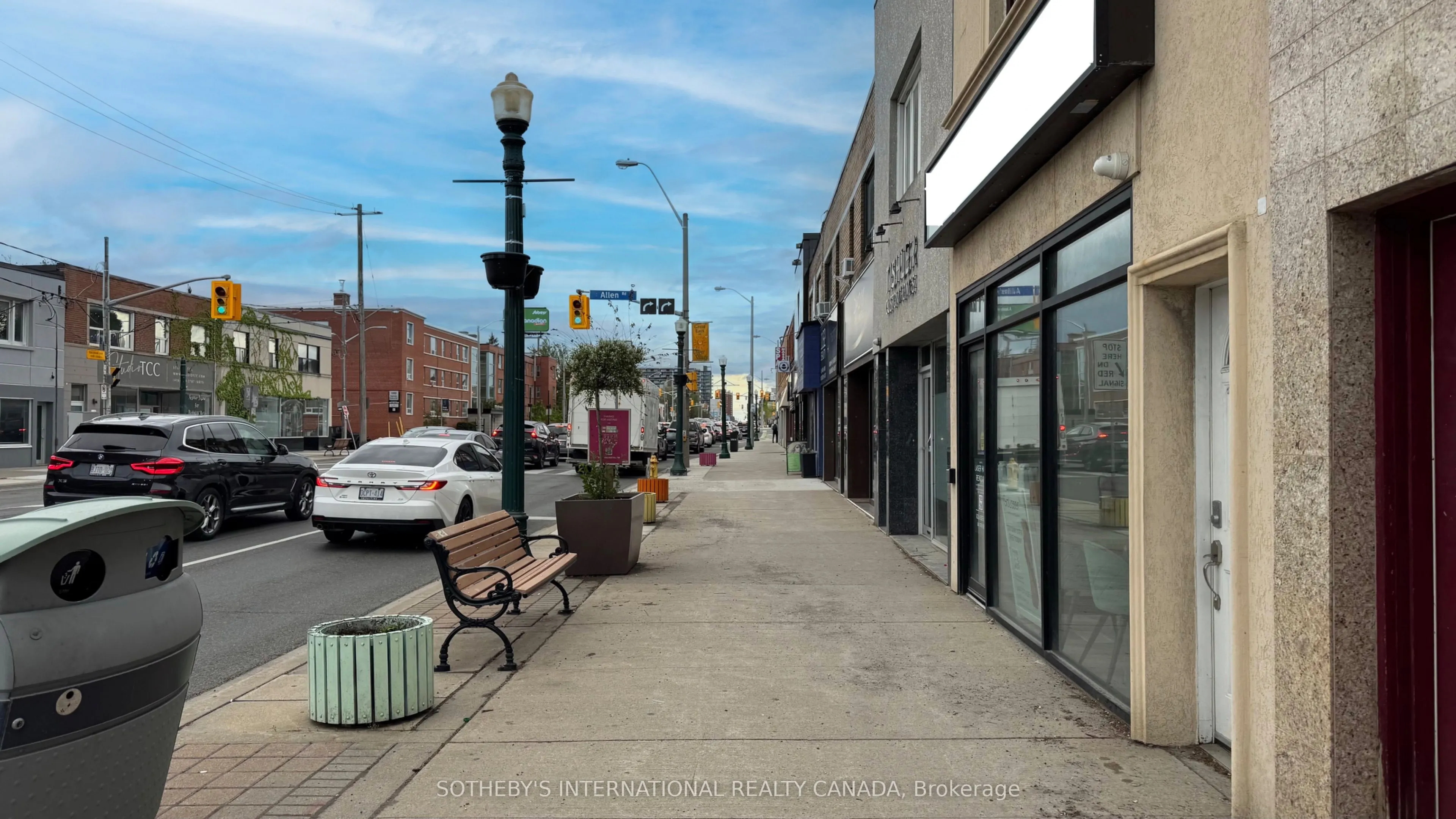 1172 Eglinton Avenue W