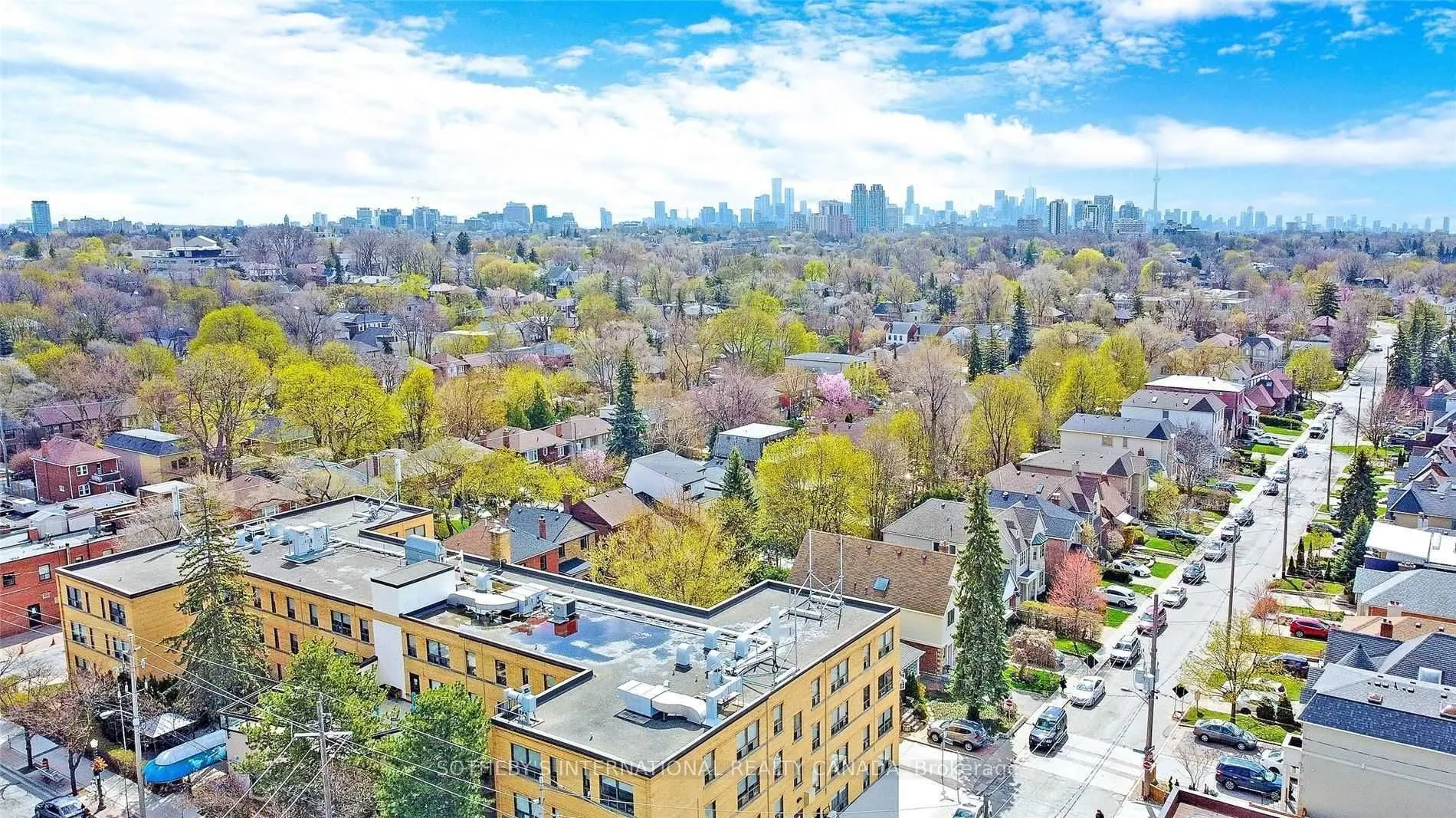 1172 Eglinton Avenue W