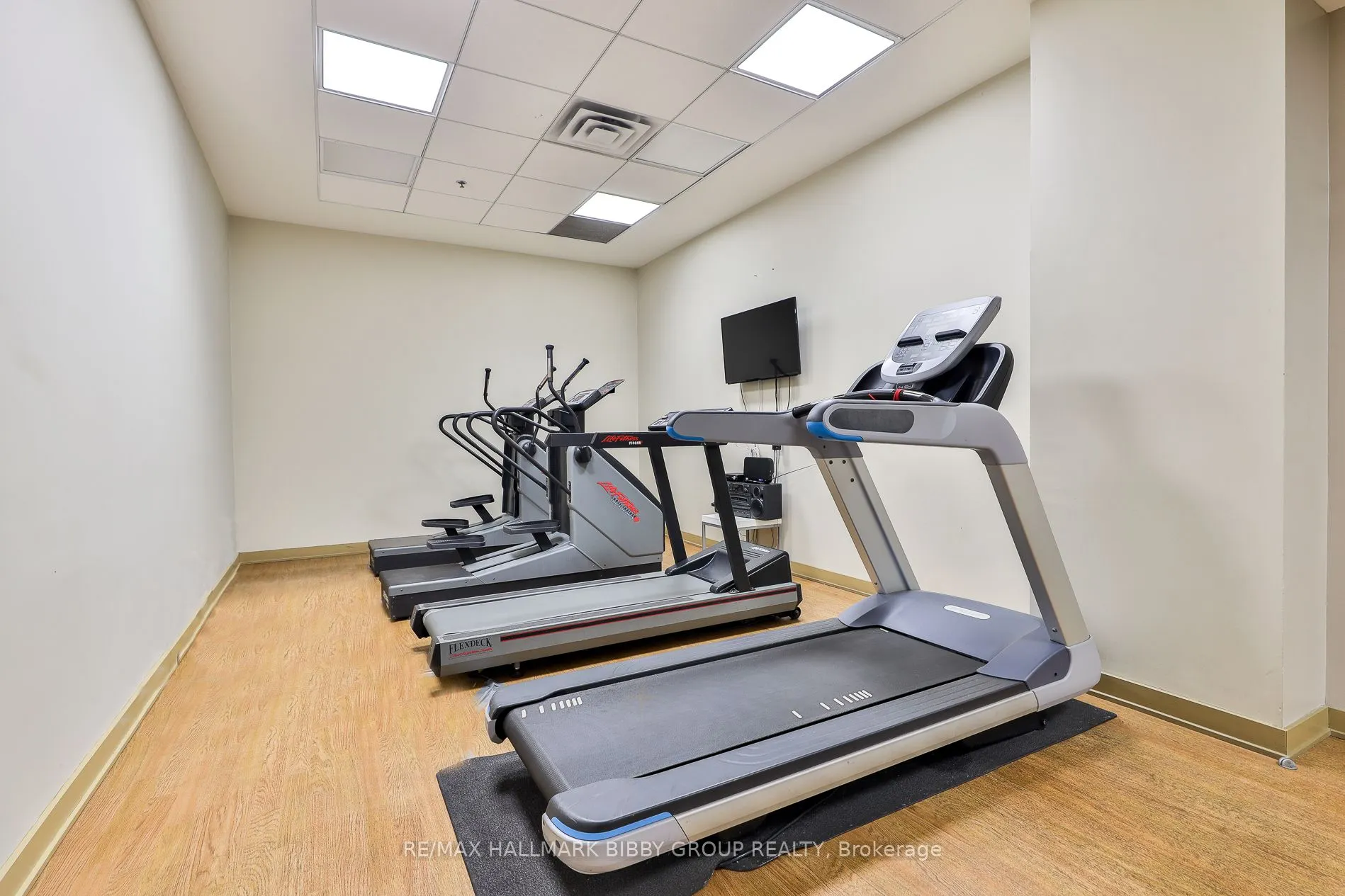 954 King Street W, #330