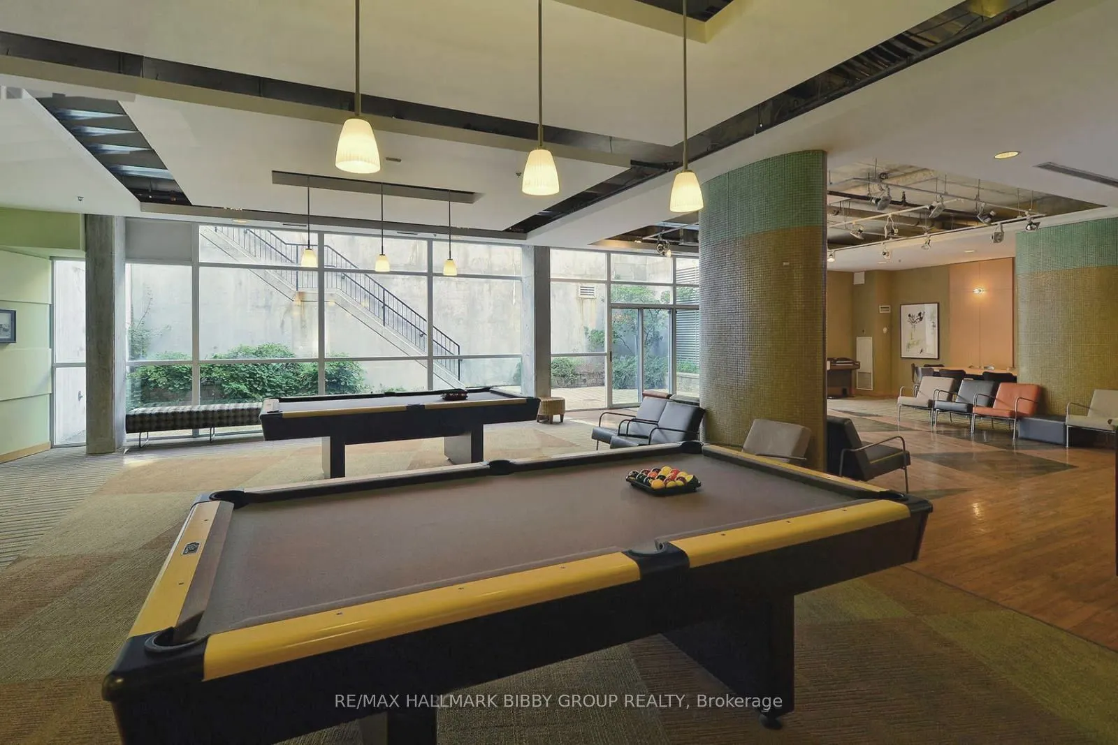 954 King Street W, #330