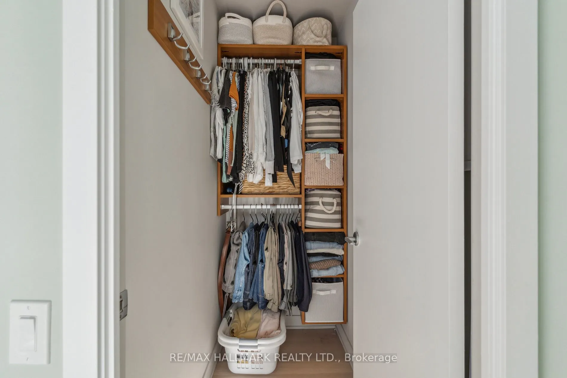 318 King Street E, #1014