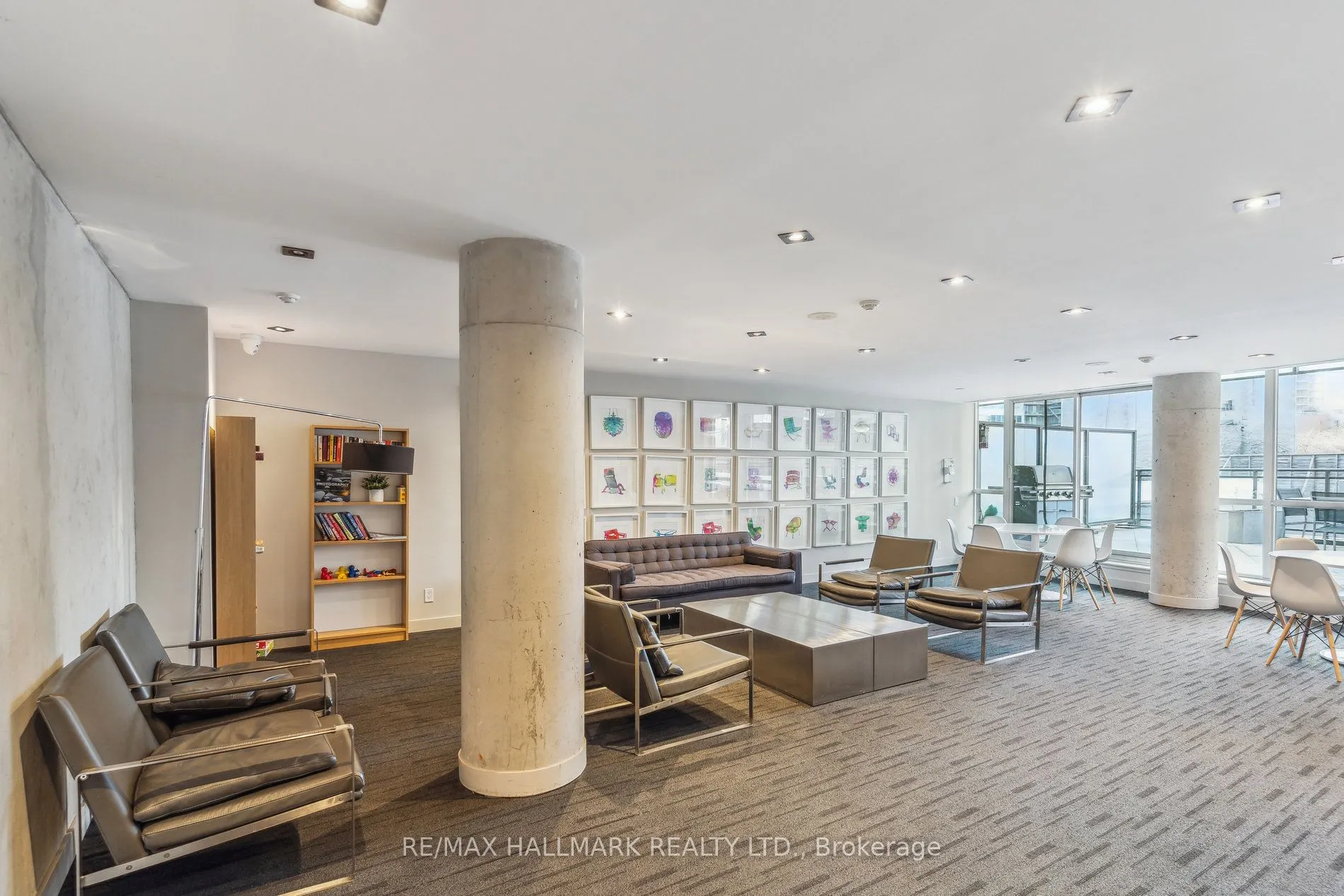 318 King Street E, #1014