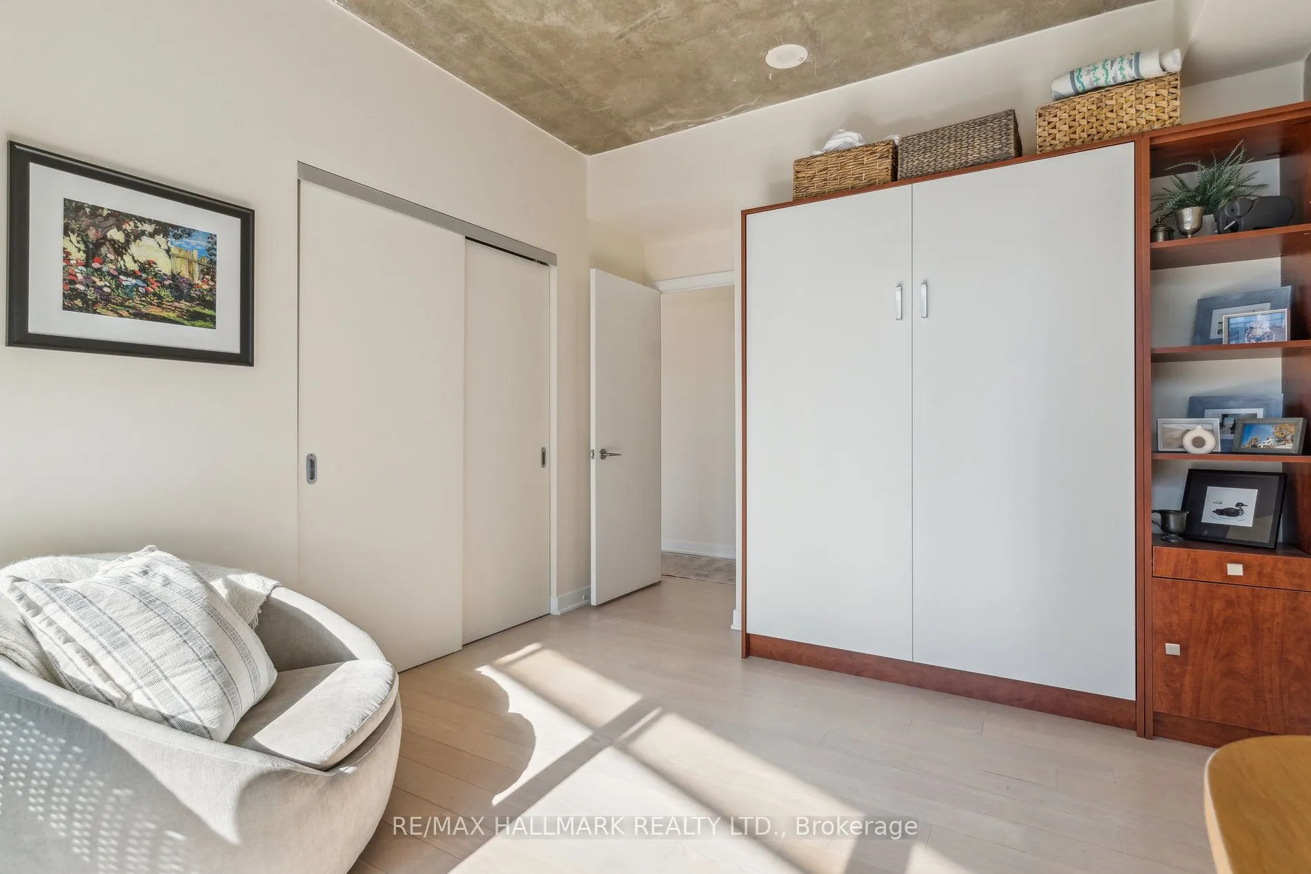318 King Street E, #1014