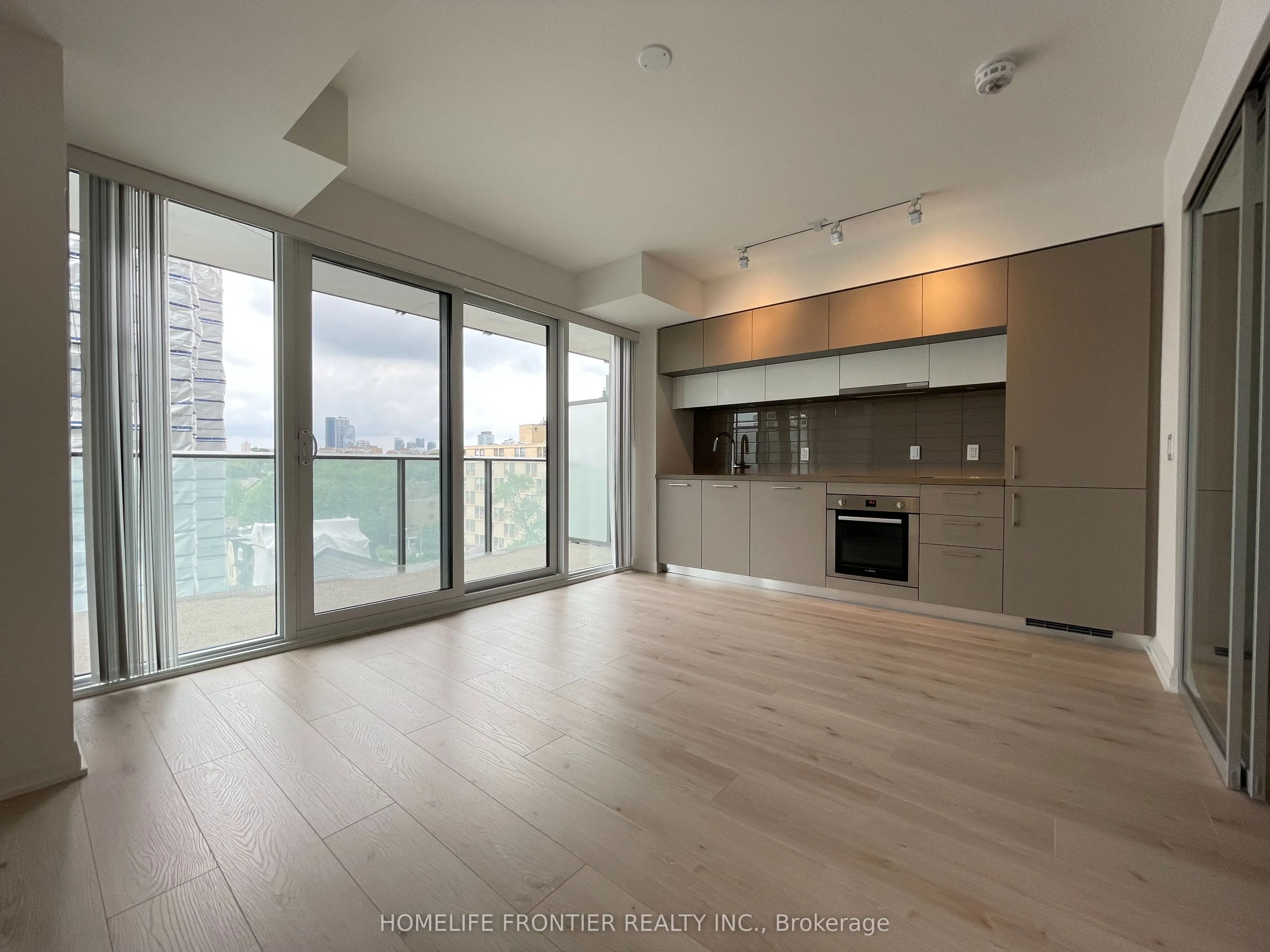 99 Foxbar Road, #806
