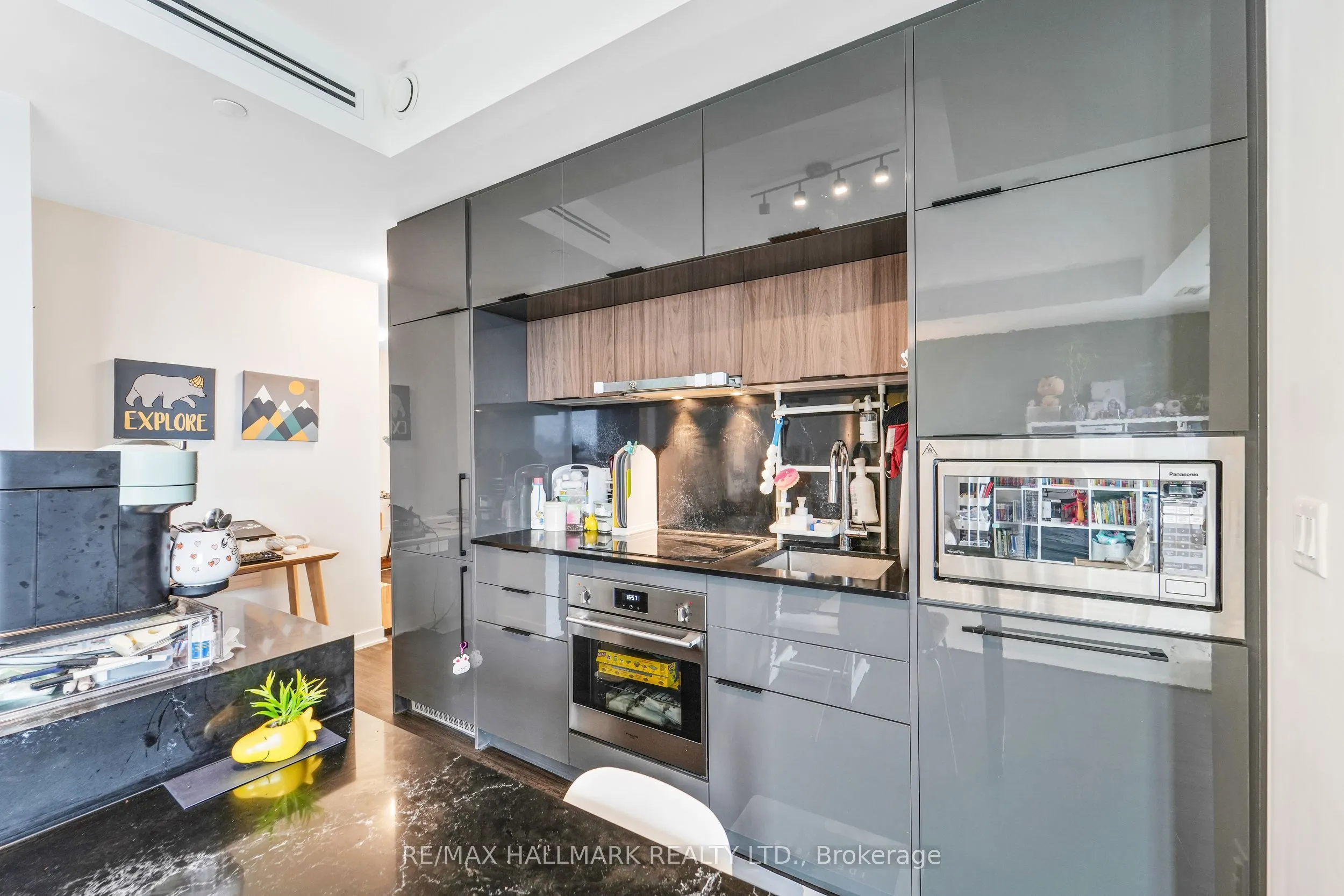 185 Alberta Avenue, #1103