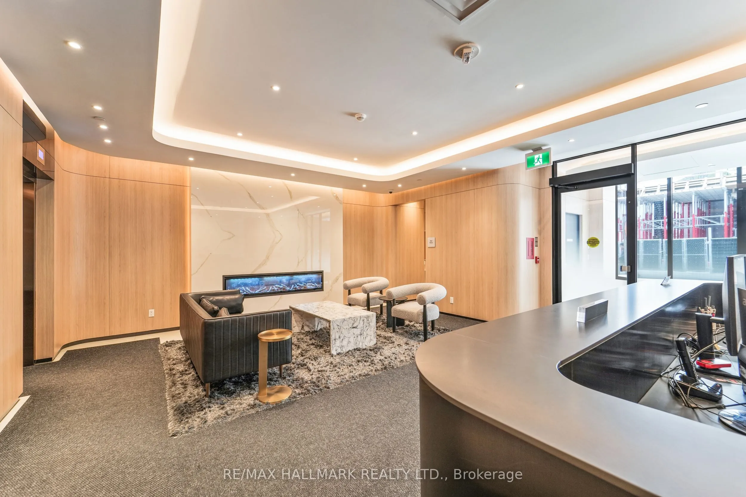 185 Alberta Avenue, #1103
