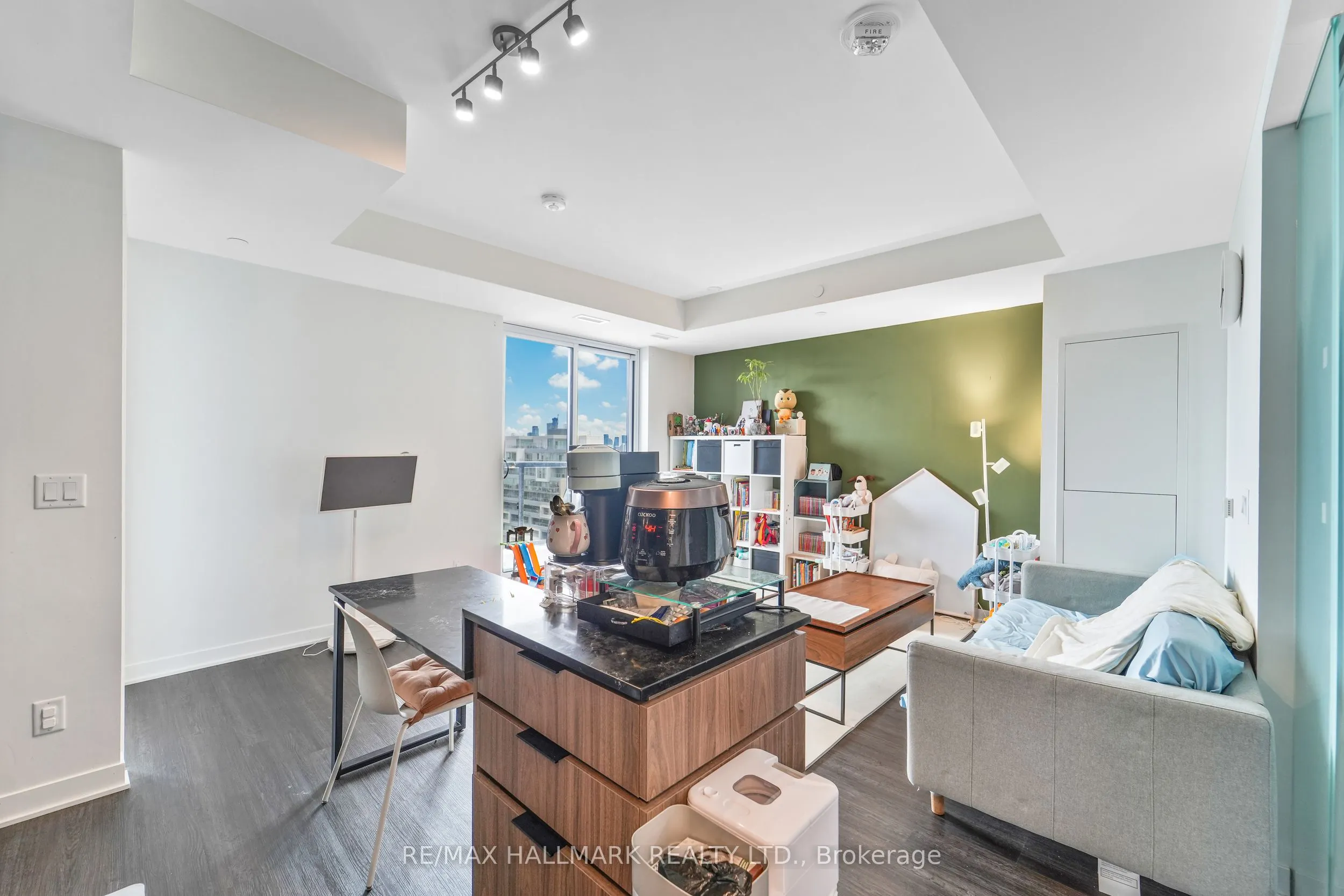 185 Alberta Avenue, #1103