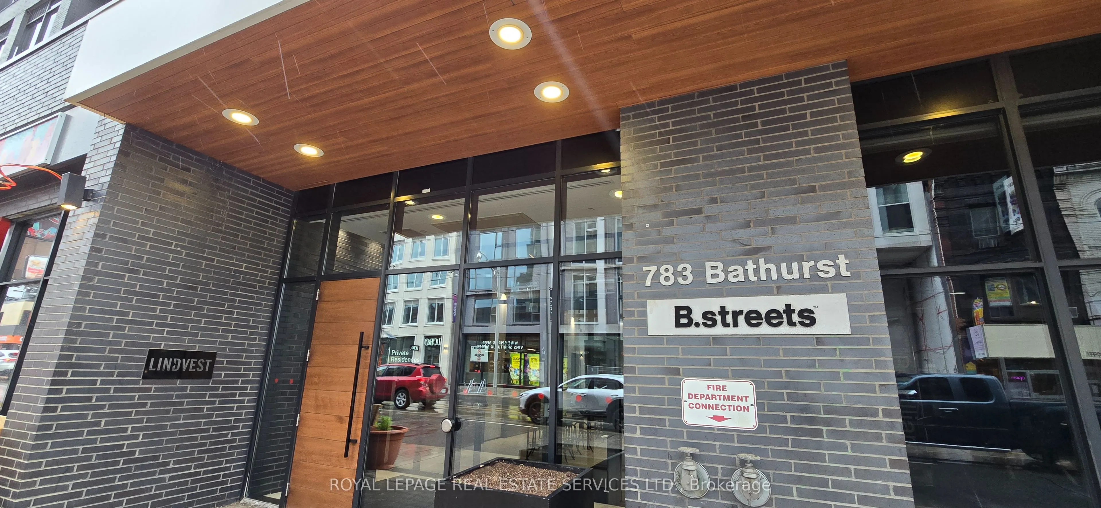 783 Bathurst Street, #416