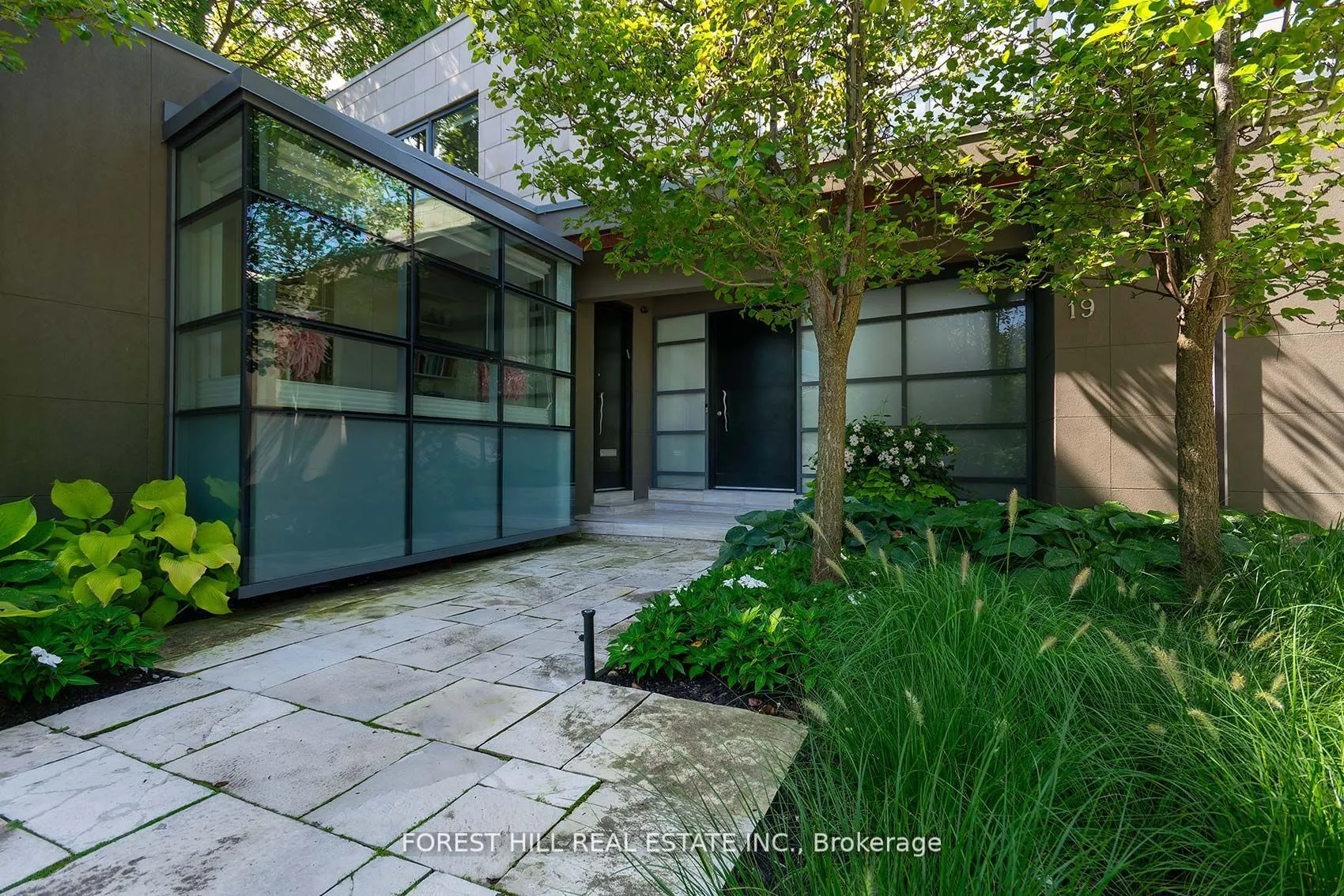 19 Alderbrook Drive