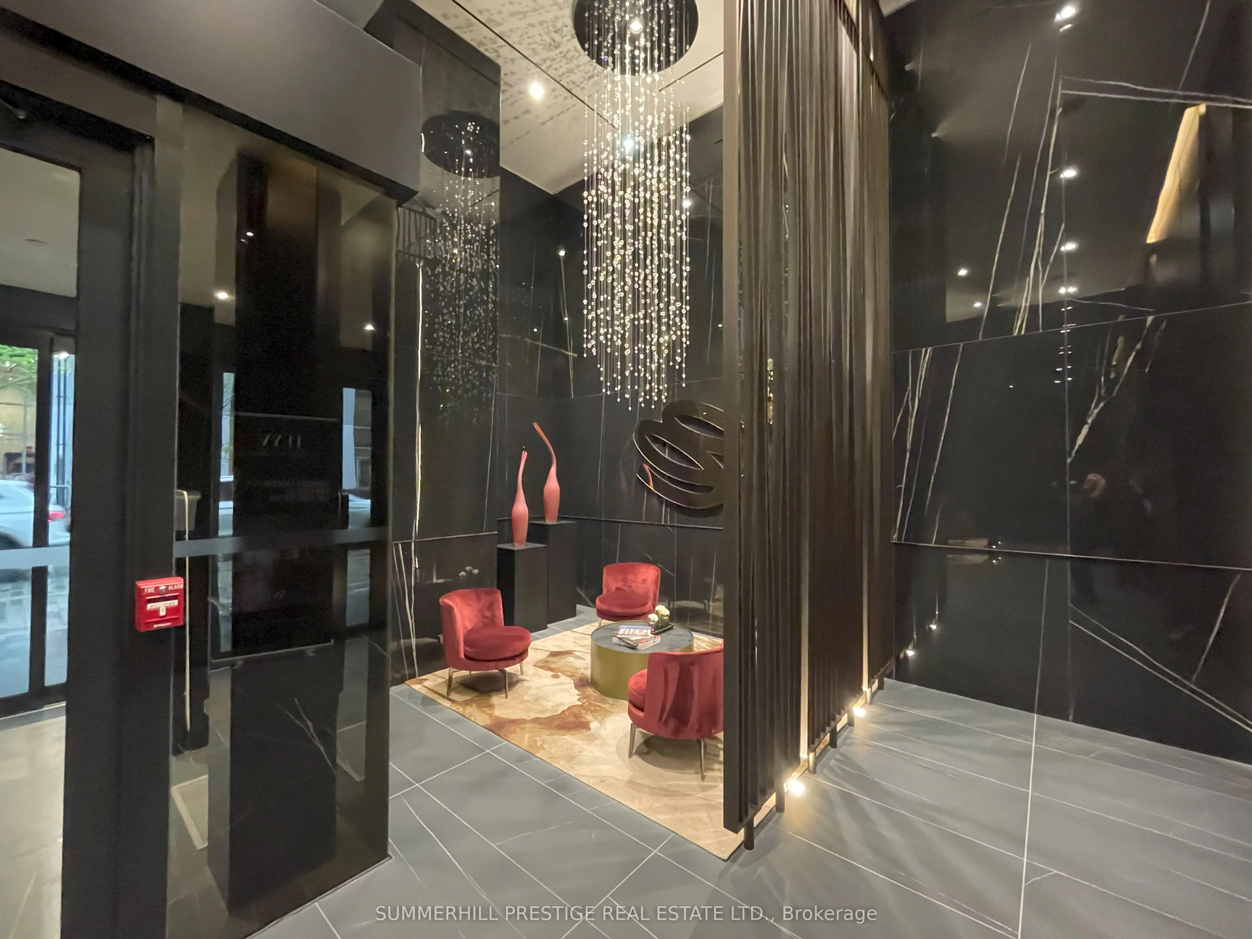 11 Yorkville Avenue, #2504