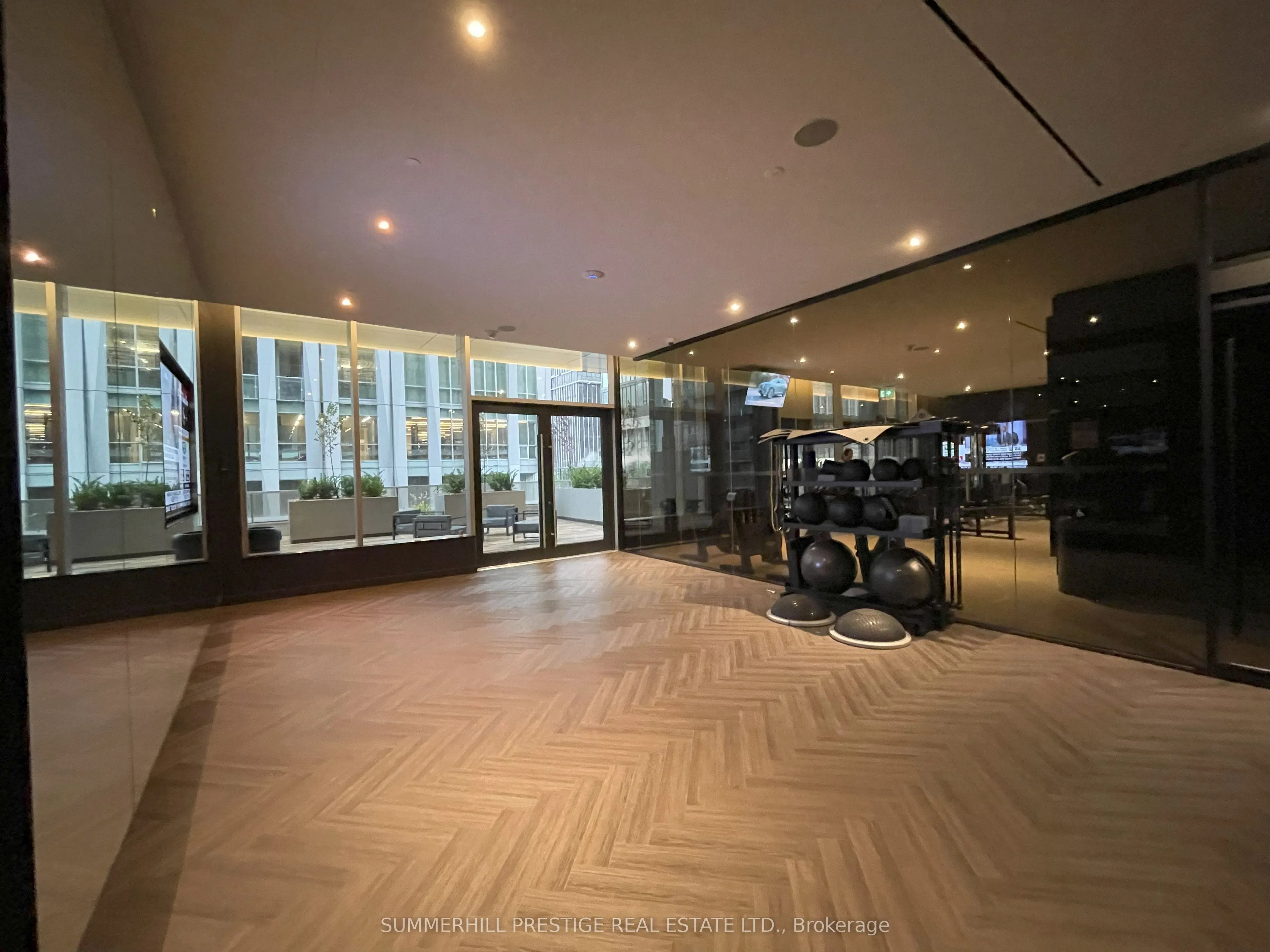 11 Yorkville Avenue, #2504