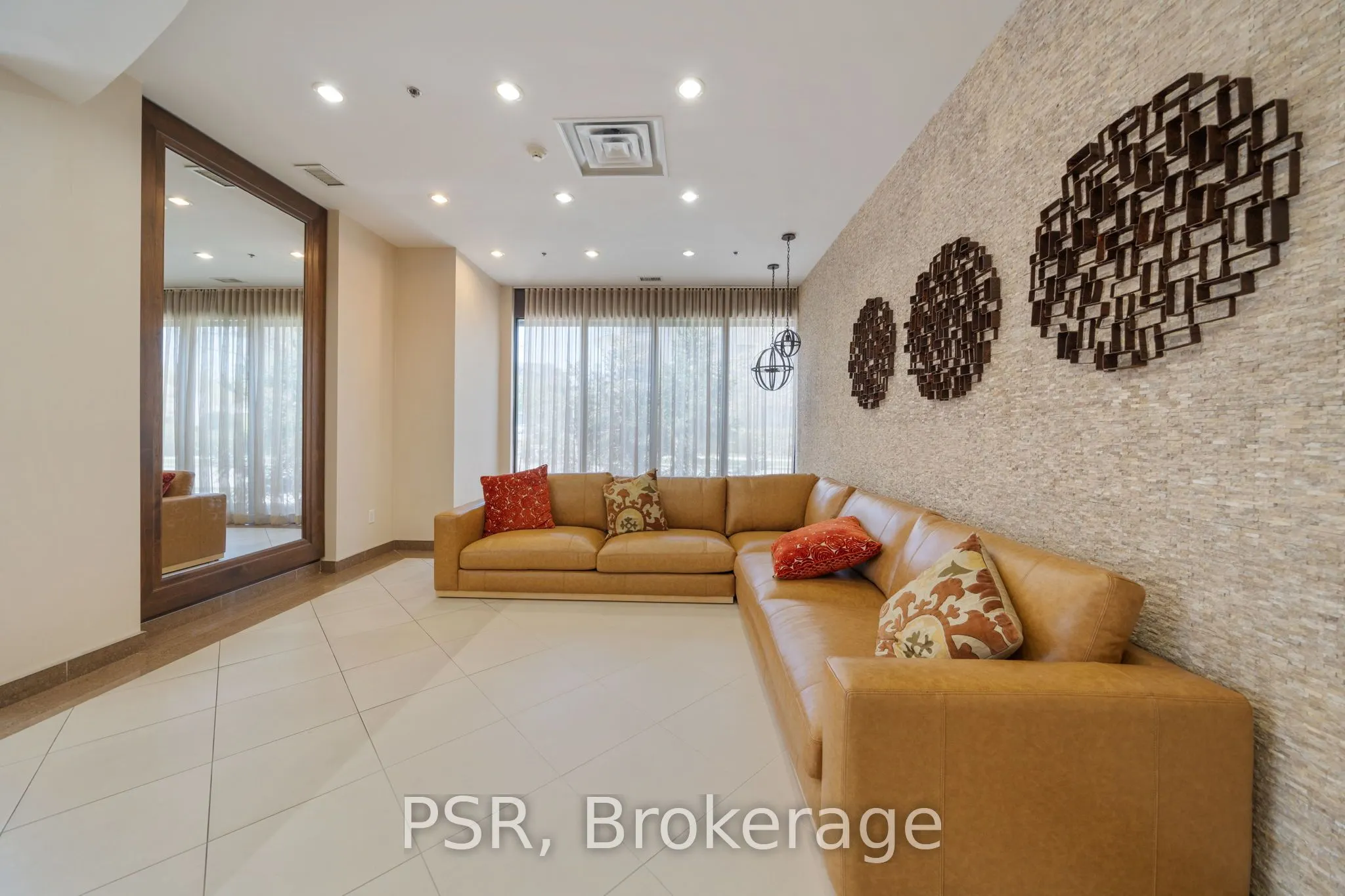 760 Sheppard Avenue W, #211