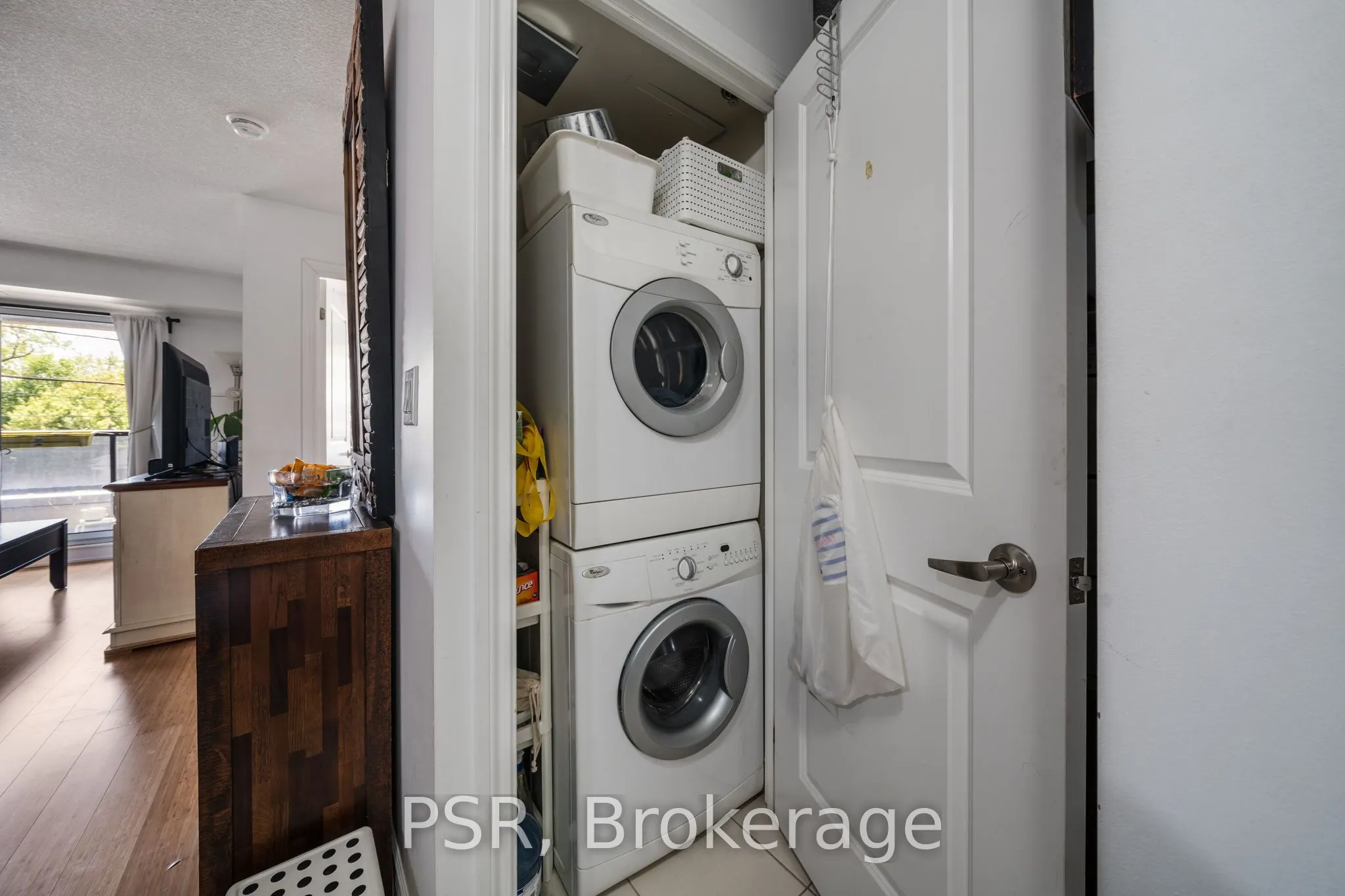 760 Sheppard Avenue W, #211
