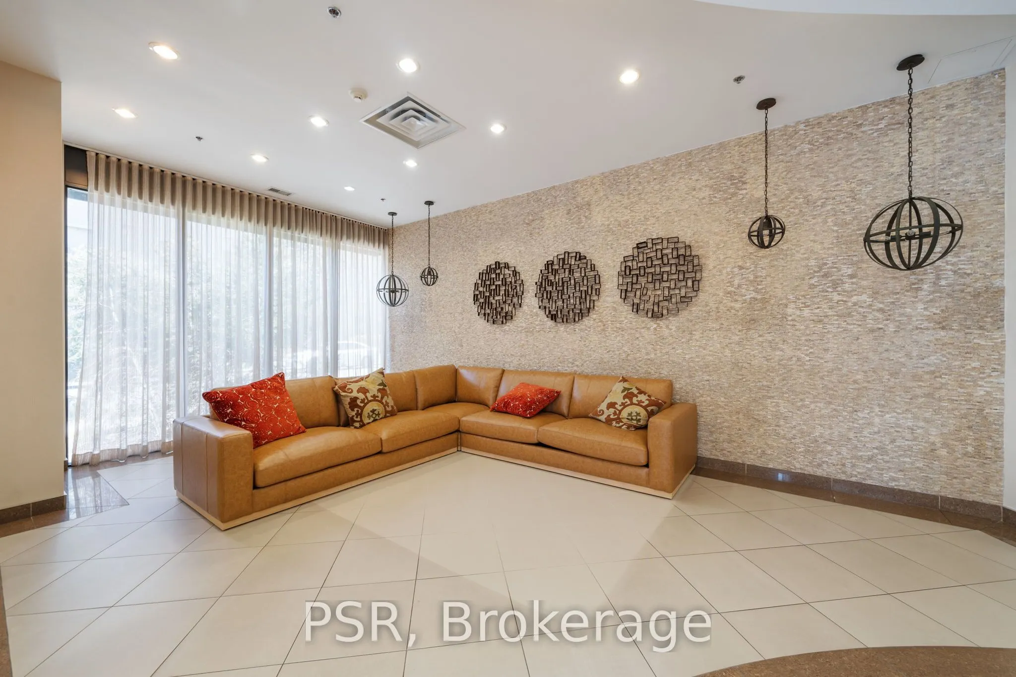 760 Sheppard Avenue W, #211