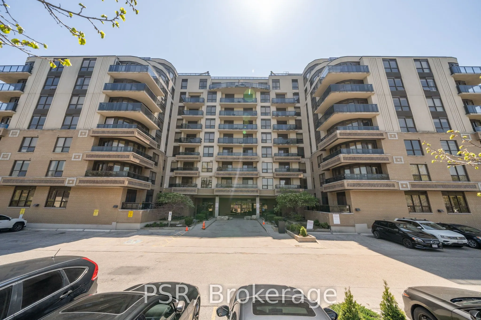 760 Sheppard Avenue W, #211