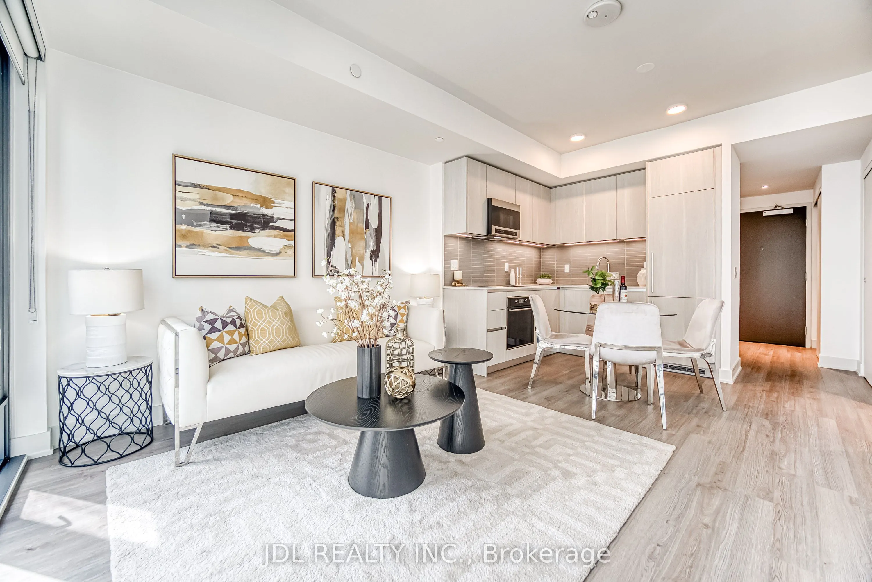 8 Cumberland Street, #3105
